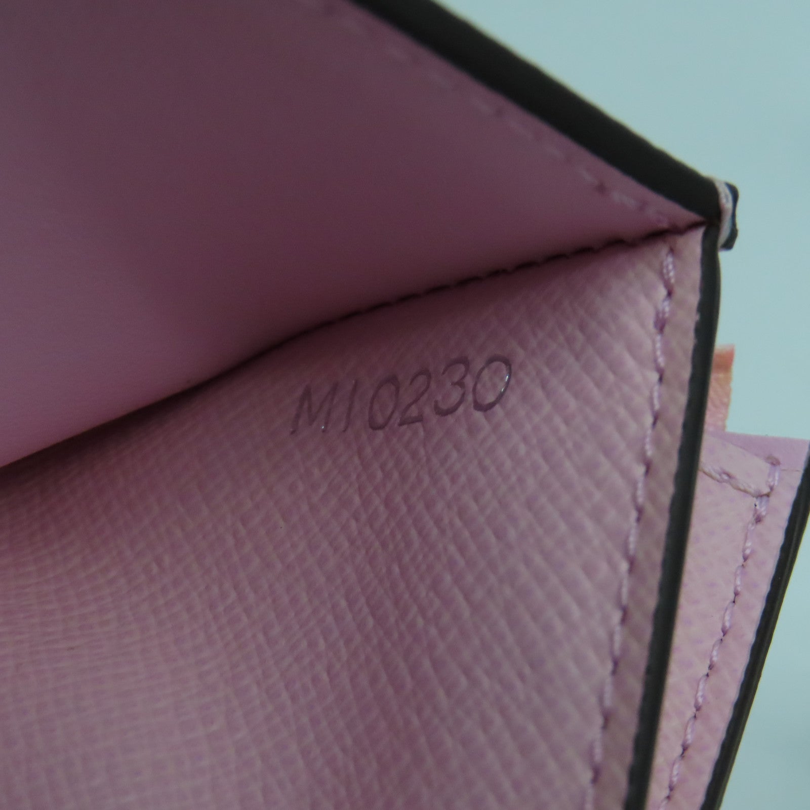 LOUIS VUITTON Monogram Giant Escale Zoe Wallet銀扣錢包彩色