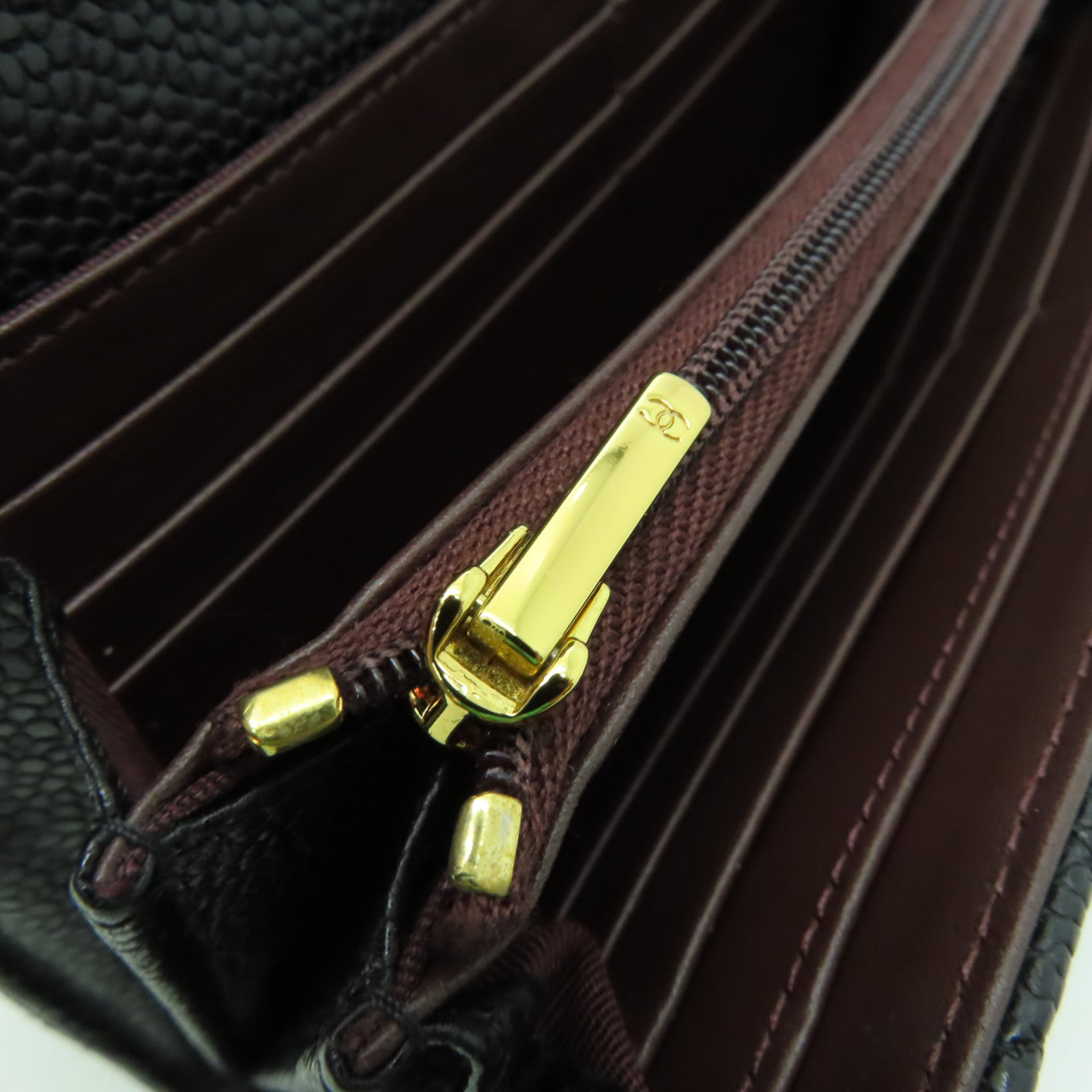 CHANEL Caviar皮革Long Wallet金扣長錢包黑色