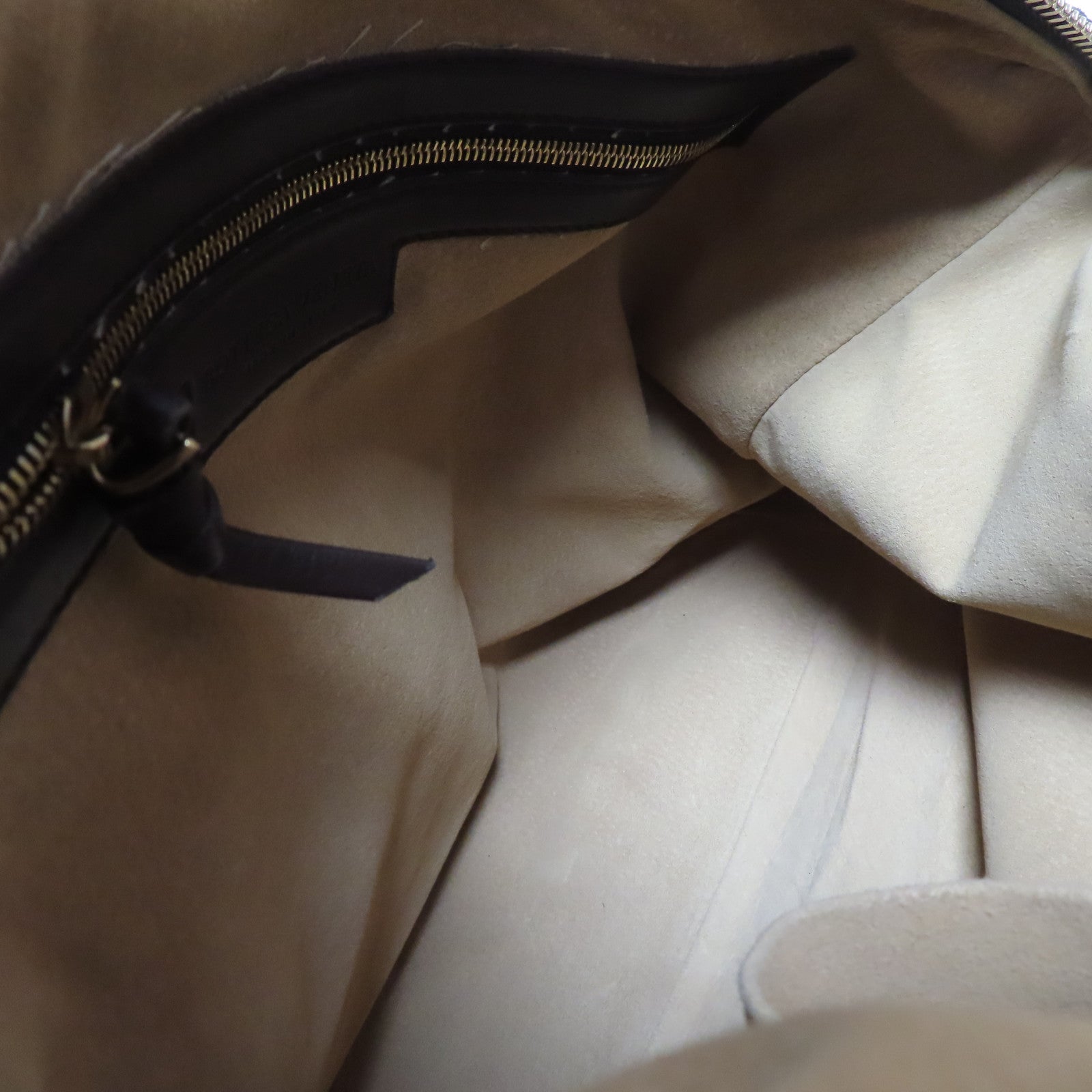 BOTTEGA VENETA 織紋皮革Shoulder Bag金扣肩背袋啡色