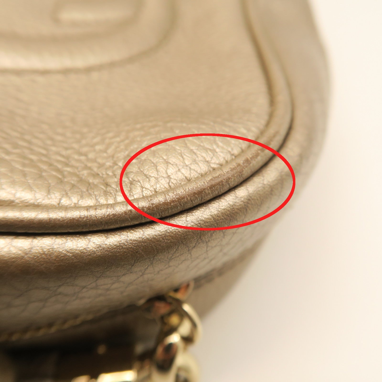 GUCCI 牛皮皮革Shoulder Bag金扣肩背袋金色