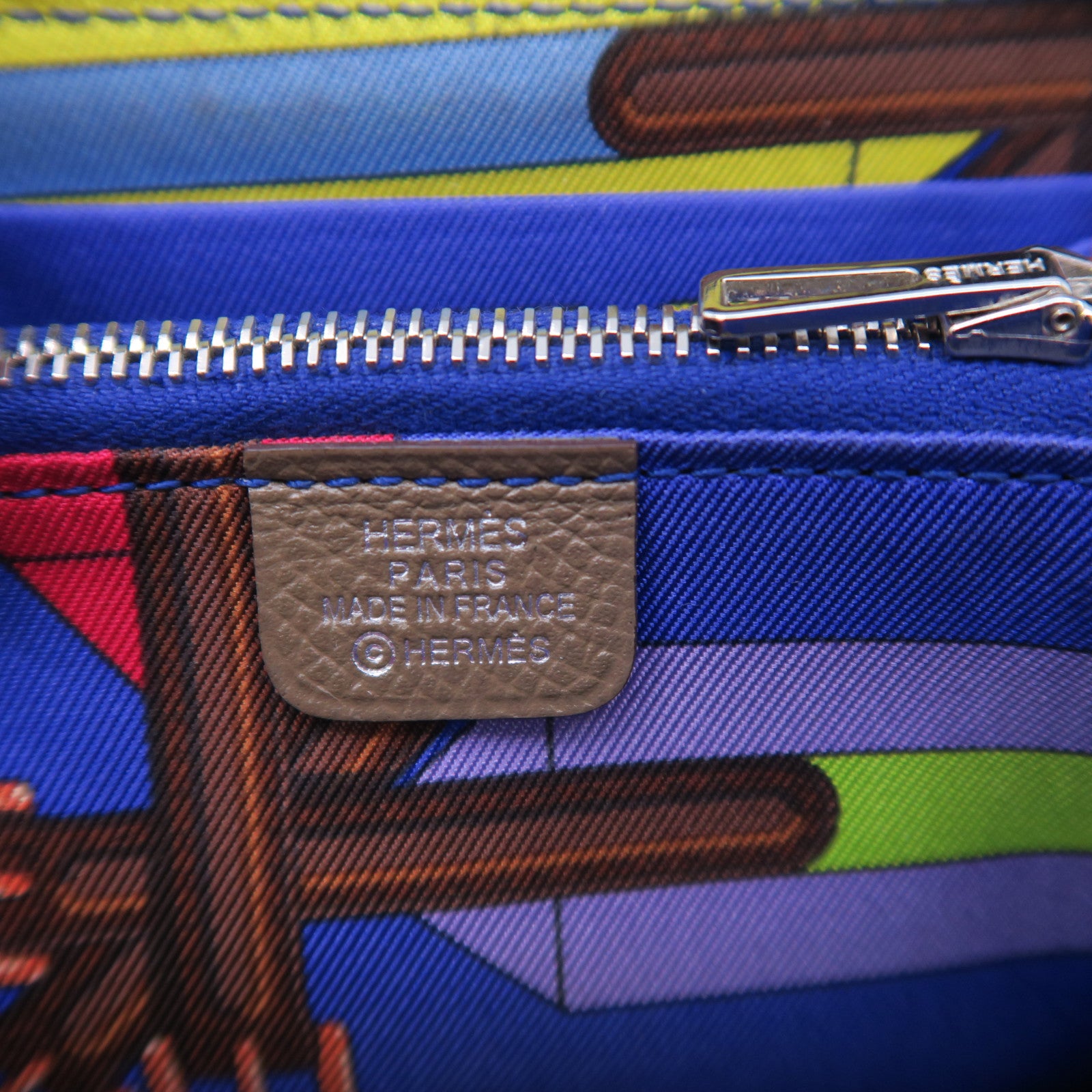 HERMES Epsom皮革Silk In Copmact銀扣錢包大象灰色