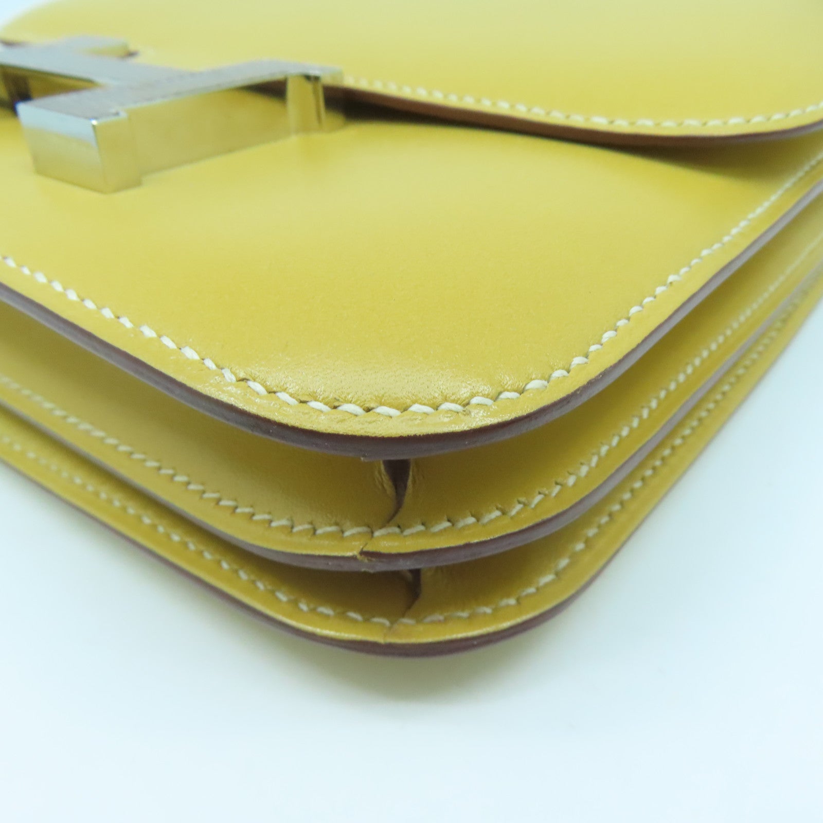 HERMES Tadelakt Leather / Lizard Leather Mini Constance Silver Buckle Shoulder Bag Straw Yellow