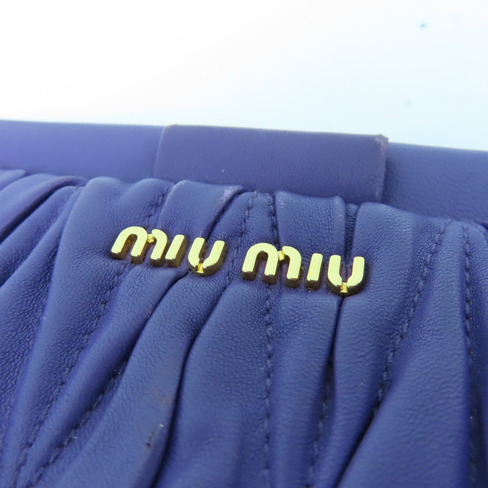 Miu Miu 羊皮皮革Shoulder Bag金扣鏈帶肩背袋剪紙
