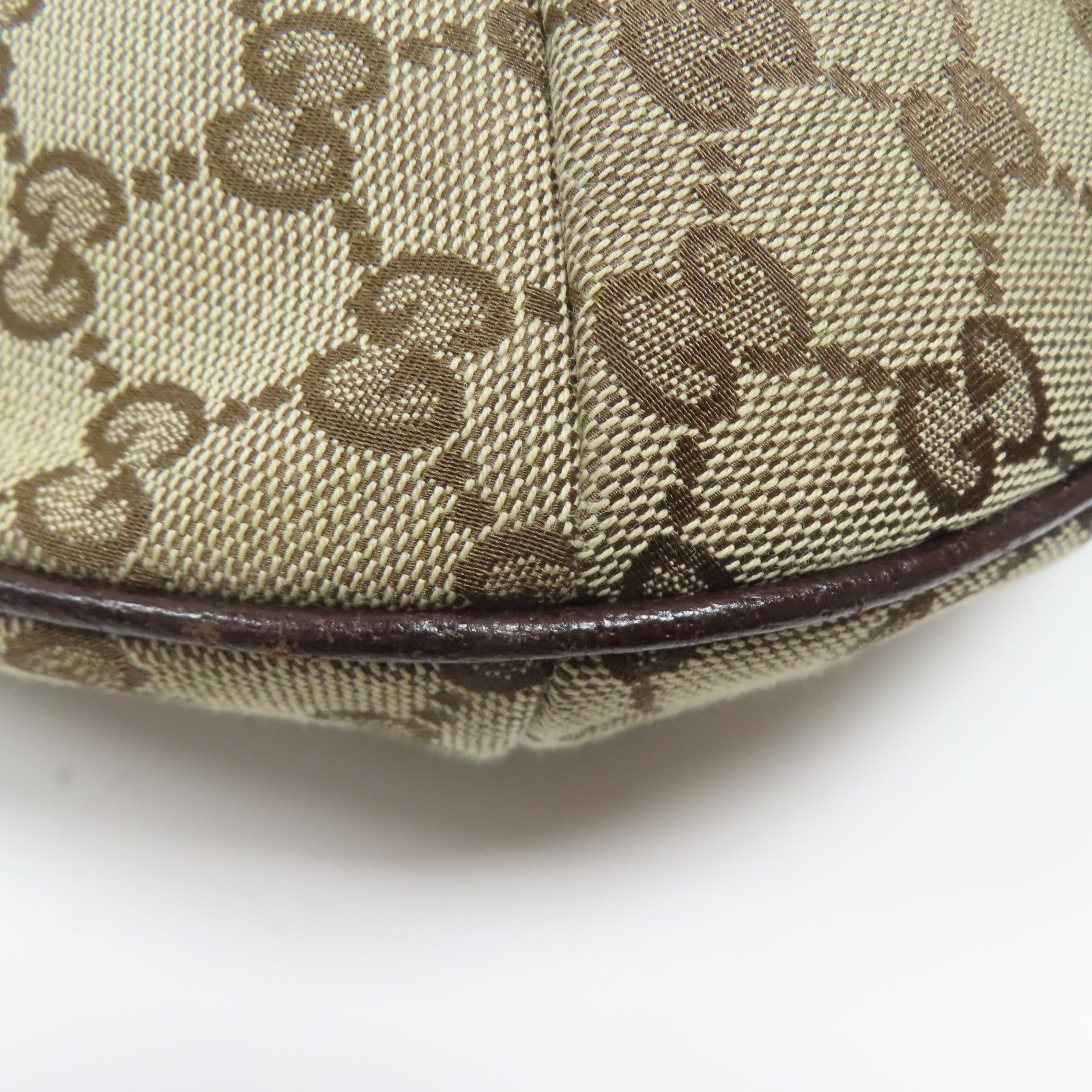 GUCCI 帆布Shoulder Bag銀扣肩背袋啡色