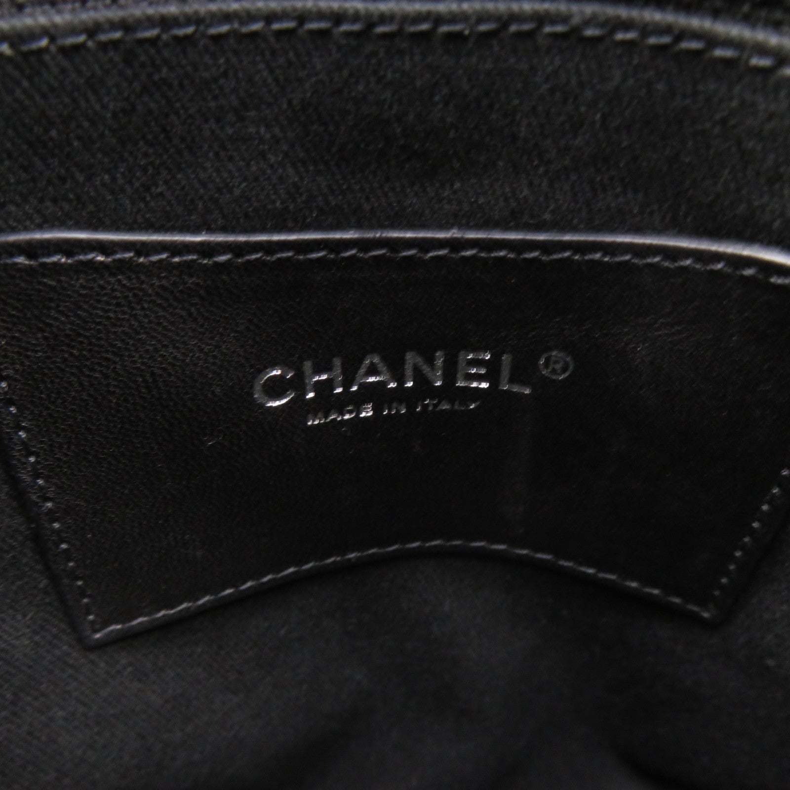 CHANEL 菱格漆皮皮革Chain Shoulder Bag银扣链带肩背袋黑色