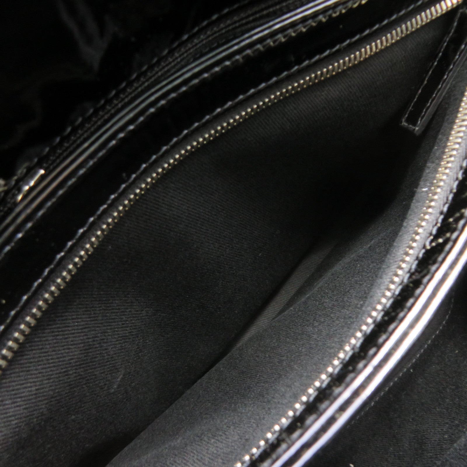 CHANEL 菱格漆皮皮革Chain Shoulder Bag银扣链带肩背袋黑色