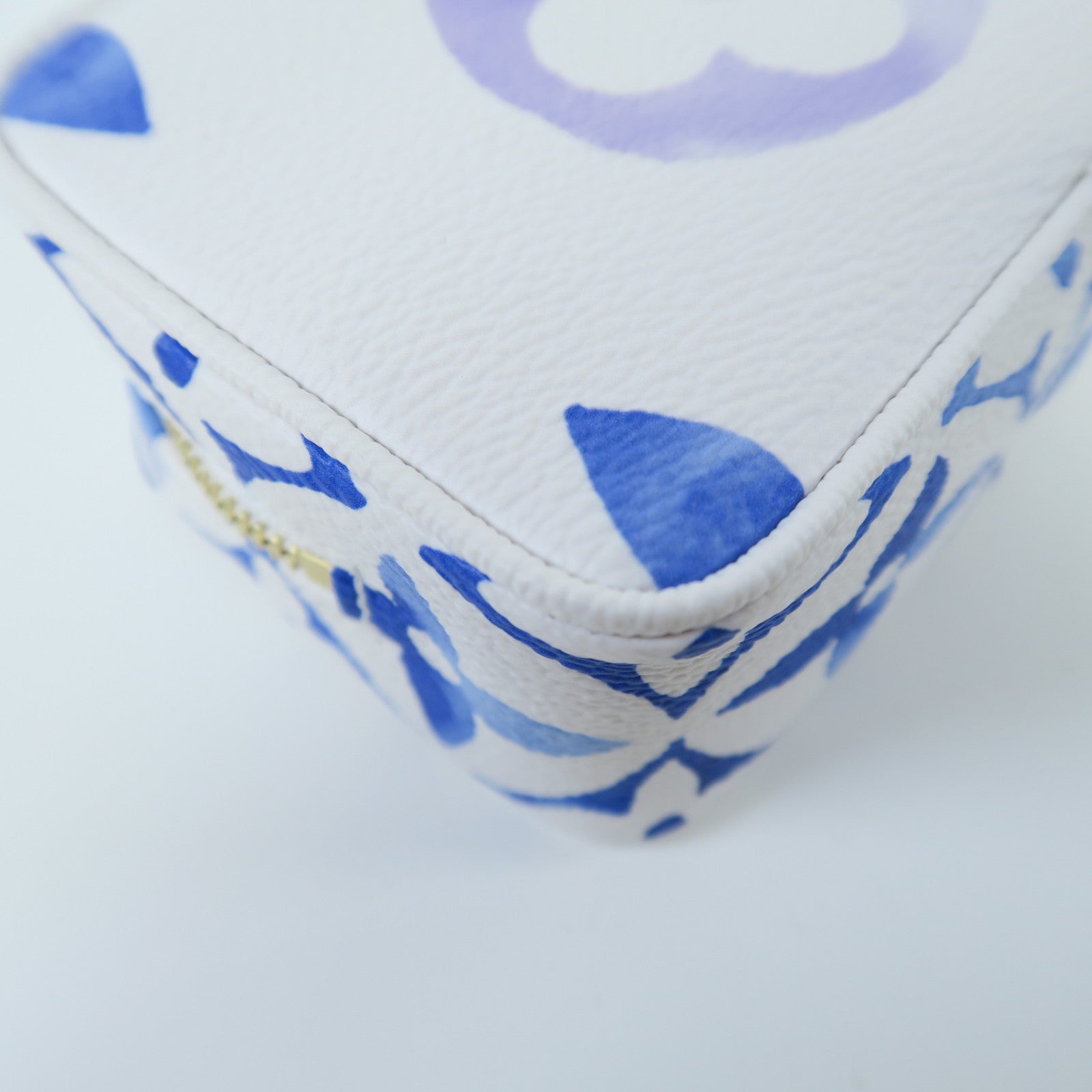 LOUIS VUITTON Monogram Wapity Case金扣手拿包藍色/白色