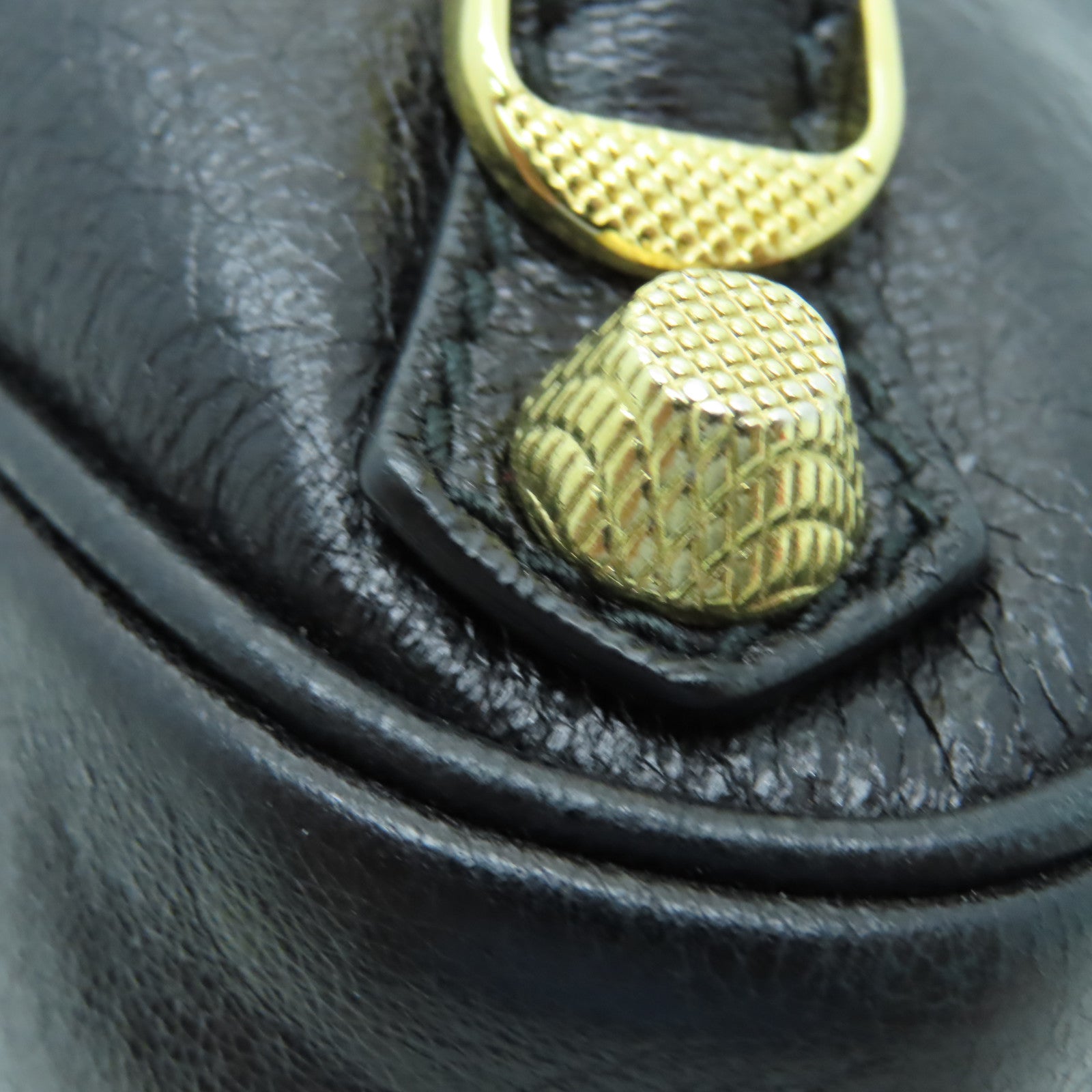BALENCIAGA 牛皮皮革Gaint Hip金扣肩背袋黑色