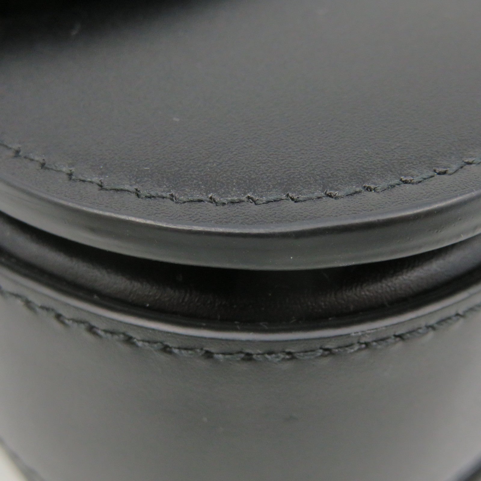 Dior Calfskin Leather 30 Montaigne Avenue Shoulder Bag Chain Strap Shoulder Bag Black
