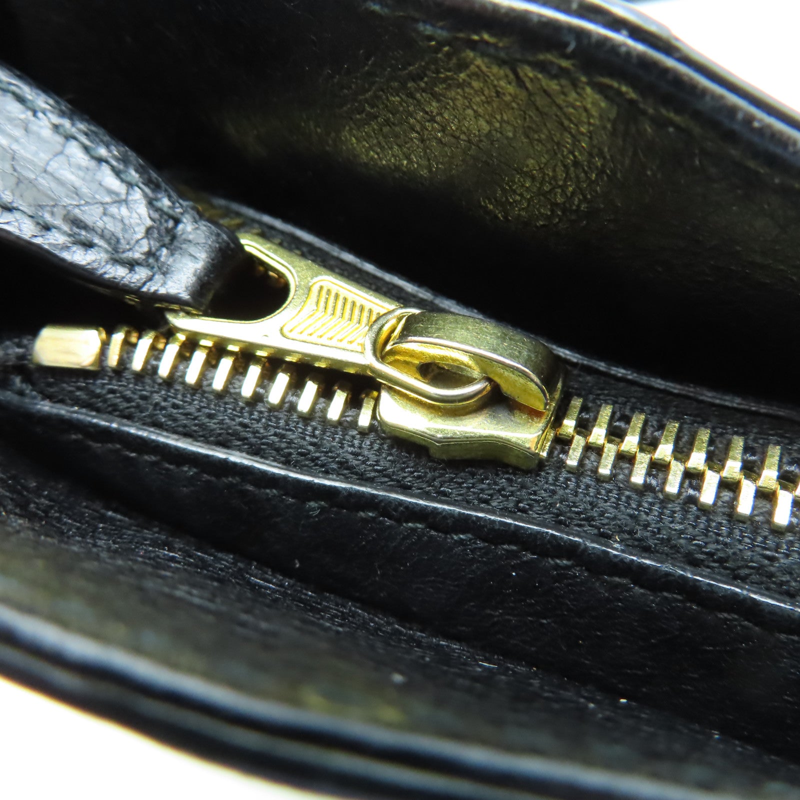 BALENCIAGA 牛皮皮革Gaint Hip金扣肩背袋黑色