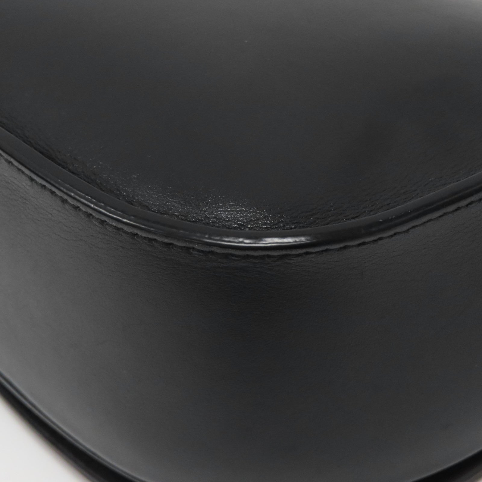 CELINE 牛皮皮革Folco Cuir Triomphe Bag金扣肩背袋黑色