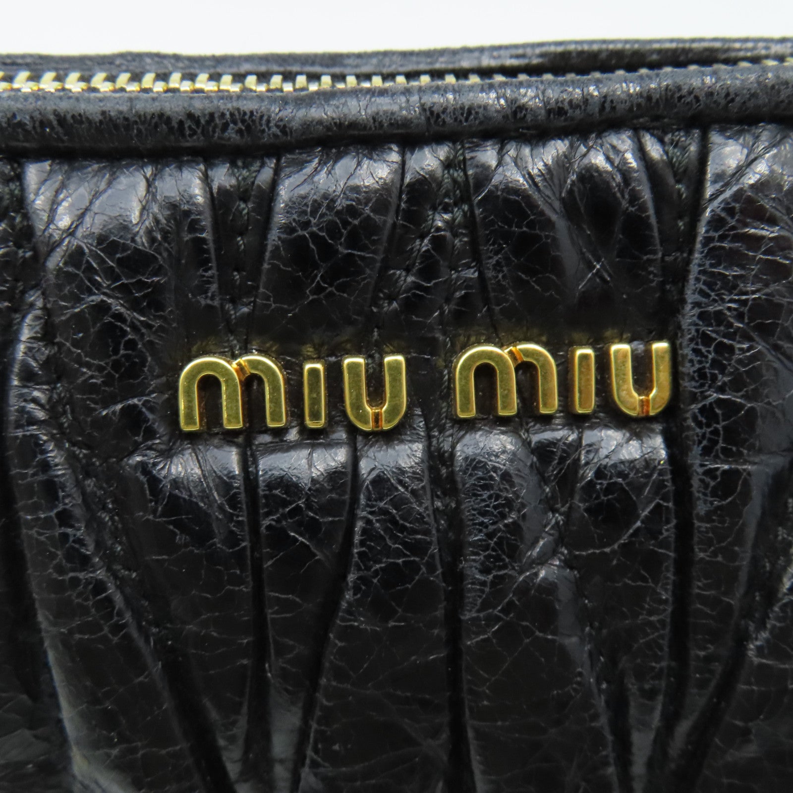 Miu Miu 羊皮皮革Shoulder Bag金扣肩背袋黑色