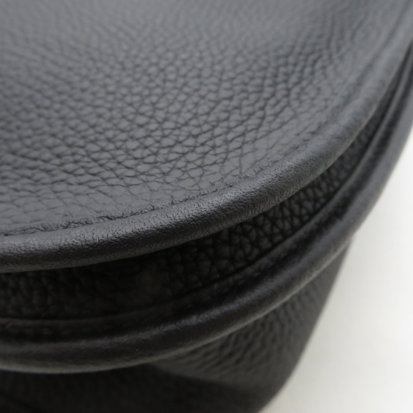 HERMES Clemence皮革Evelyne PM銀扣肩背袋Noir黑色