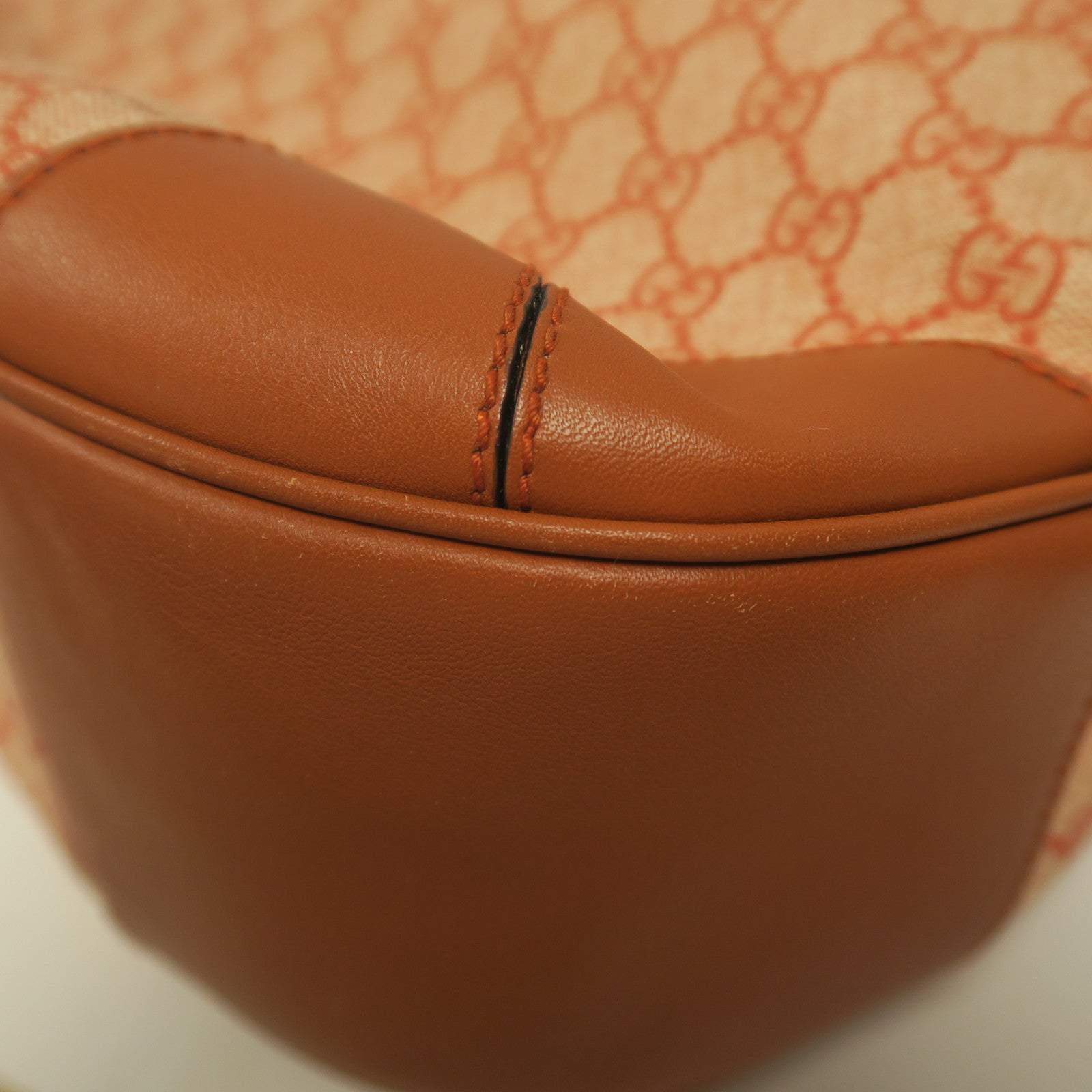 GUCCI 塗層帆布Shoulder Bag金扣肩背袋橙色