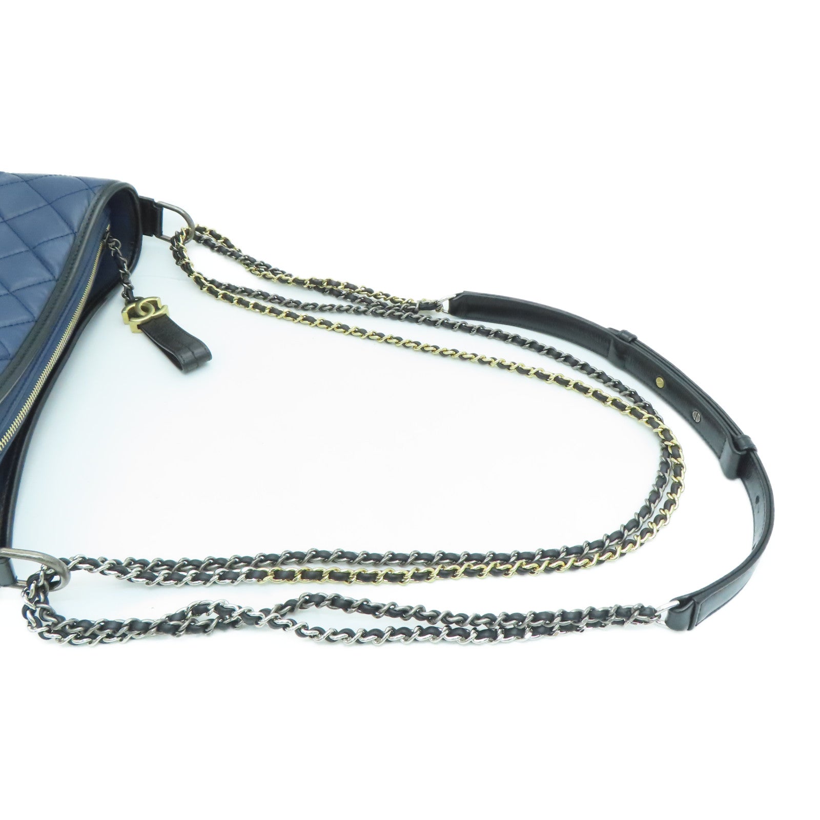 CHANEL [Sharp Discount] Diamond Agedcalf Leather Gabrielle Shoulder Bag Blue/Black