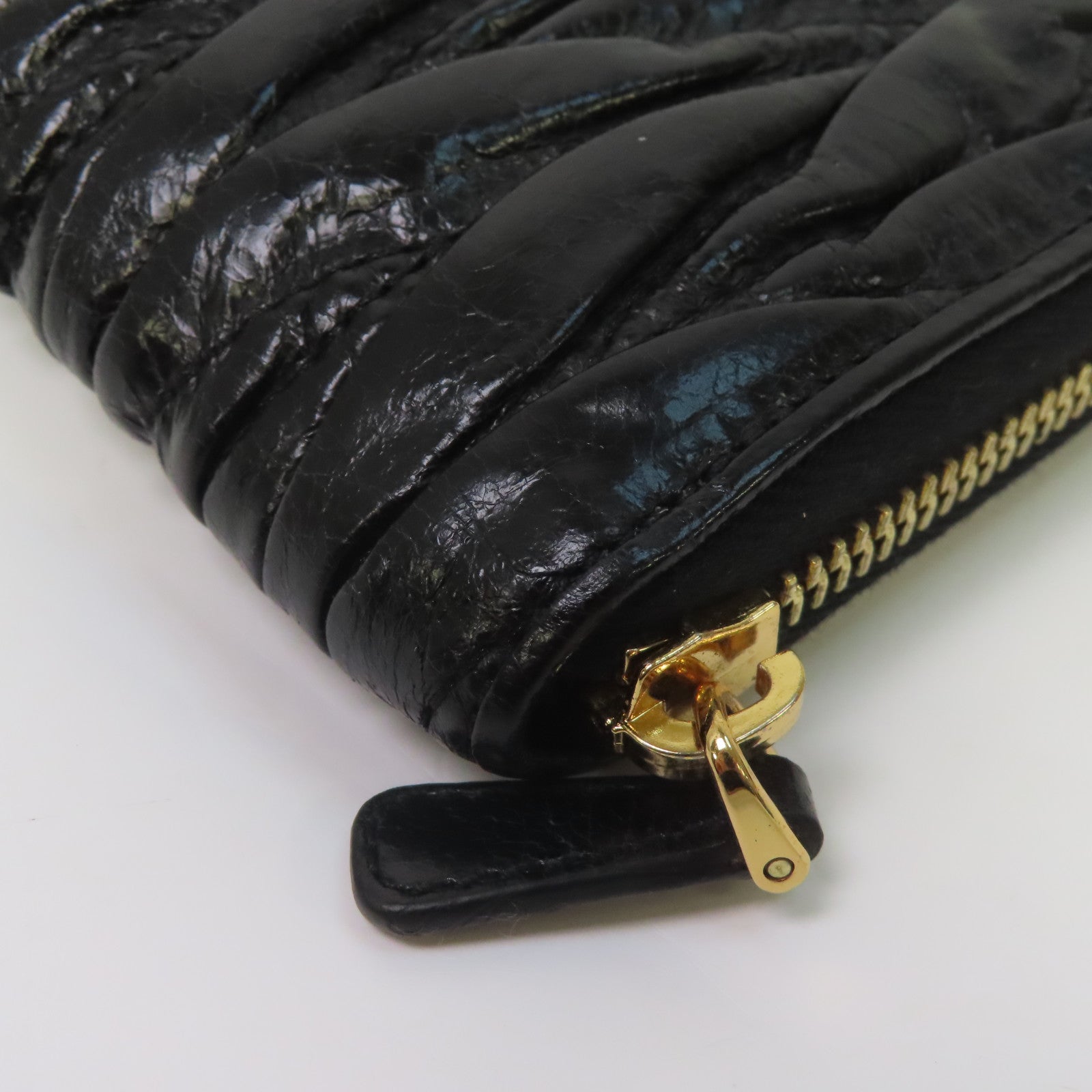 Miu Miu 皮革Long Wallet金扣長錢包黑色