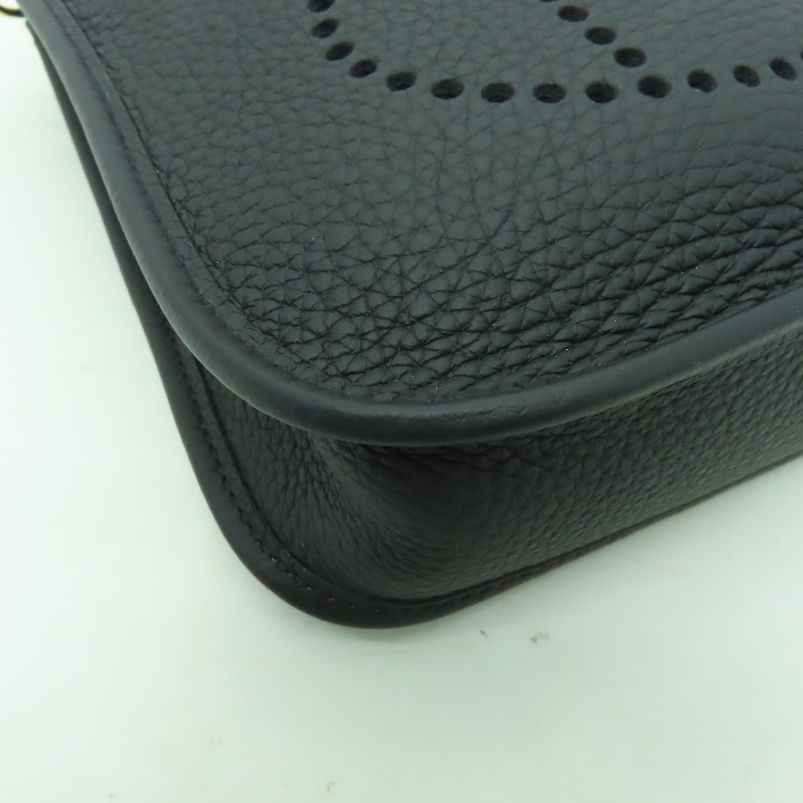 HERMES Clemence皮革Evelyne TPM金扣肩背袋黑色