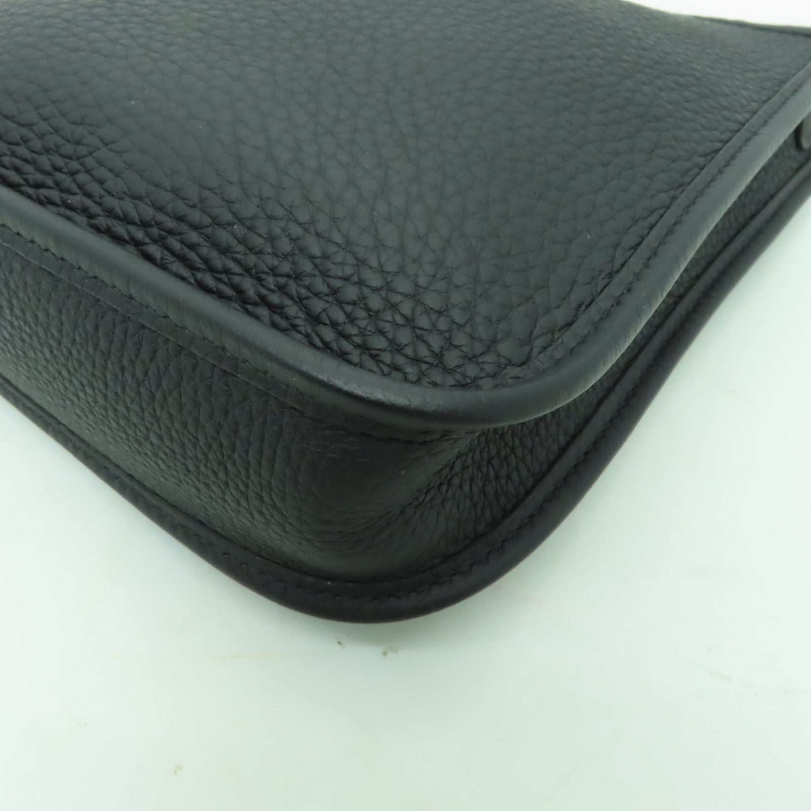 HERMES Clemence皮革Evelyne TPM金扣肩背袋黑色