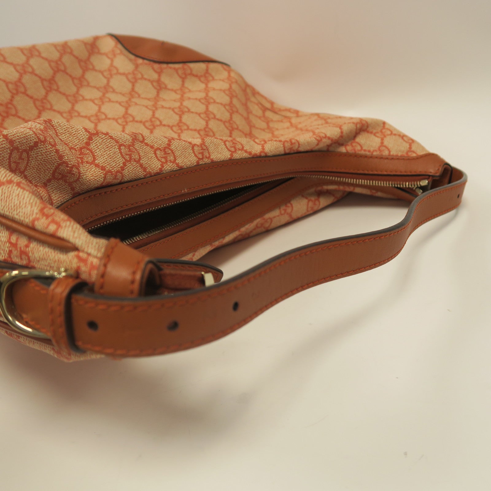 GUCCI 塗層帆布Shoulder Bag金扣肩背袋橙色