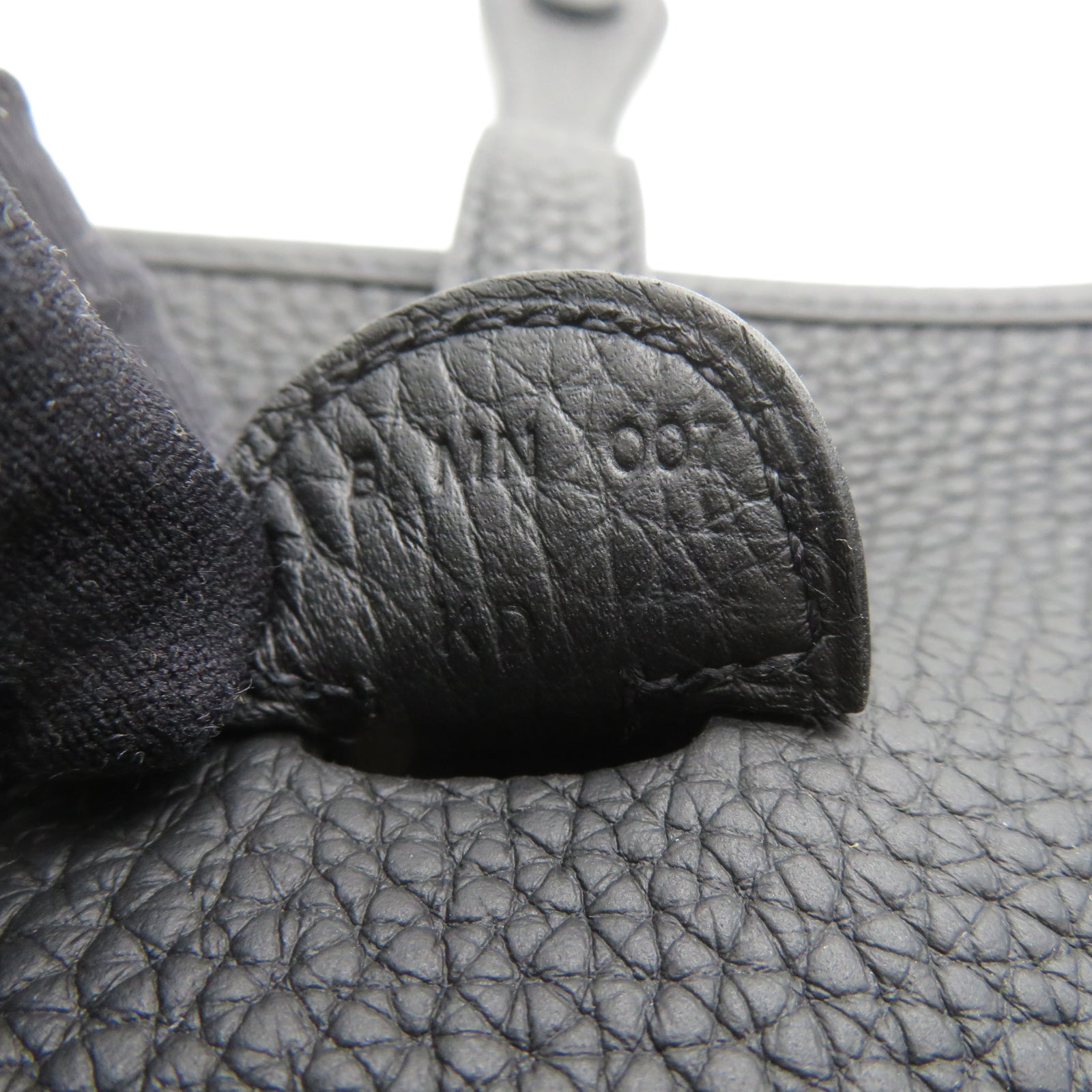 HERMES Clemence皮革Evelyne PM銀扣肩背袋Noir黑色