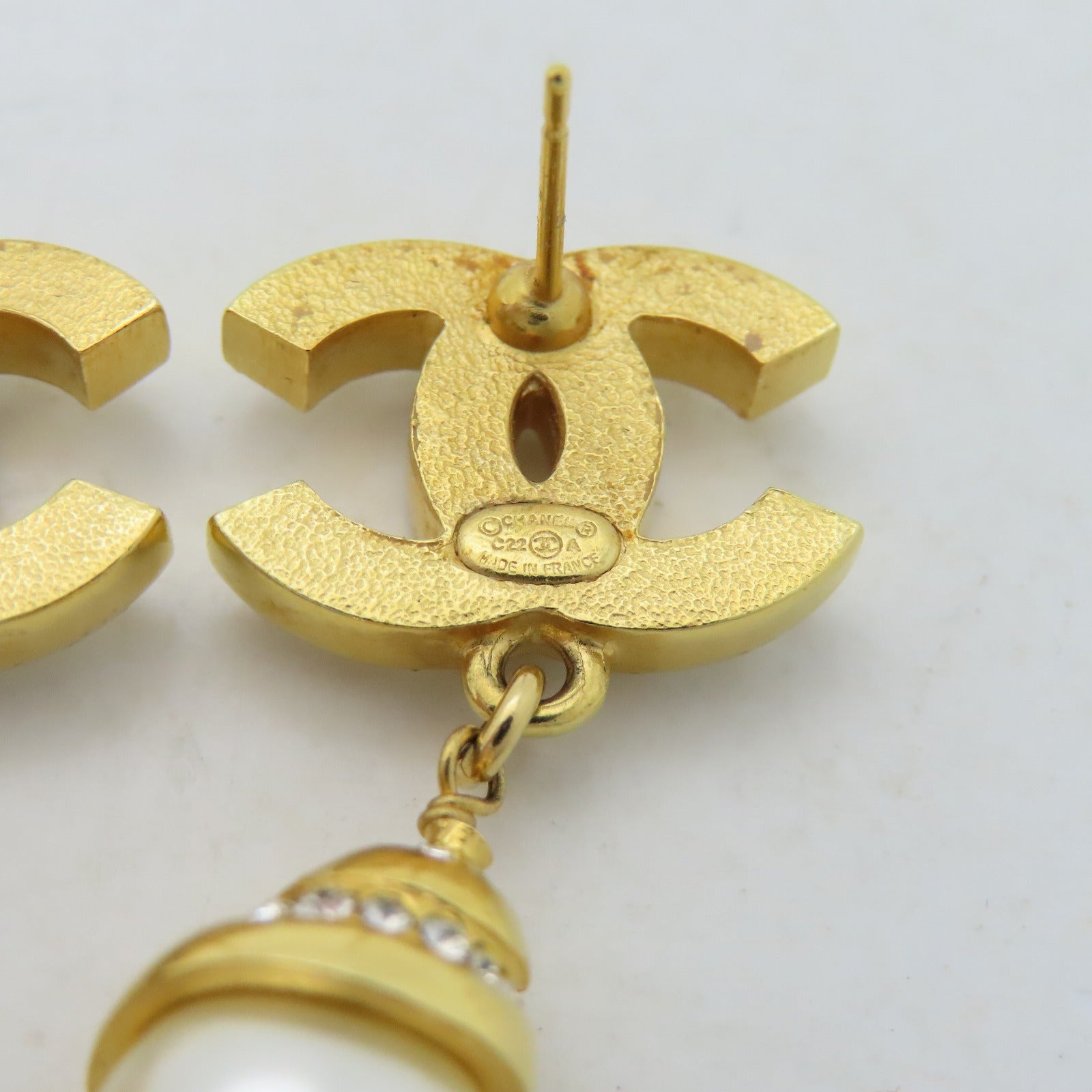 CHANEL 金屬/水晶Earring水晶耳環金色