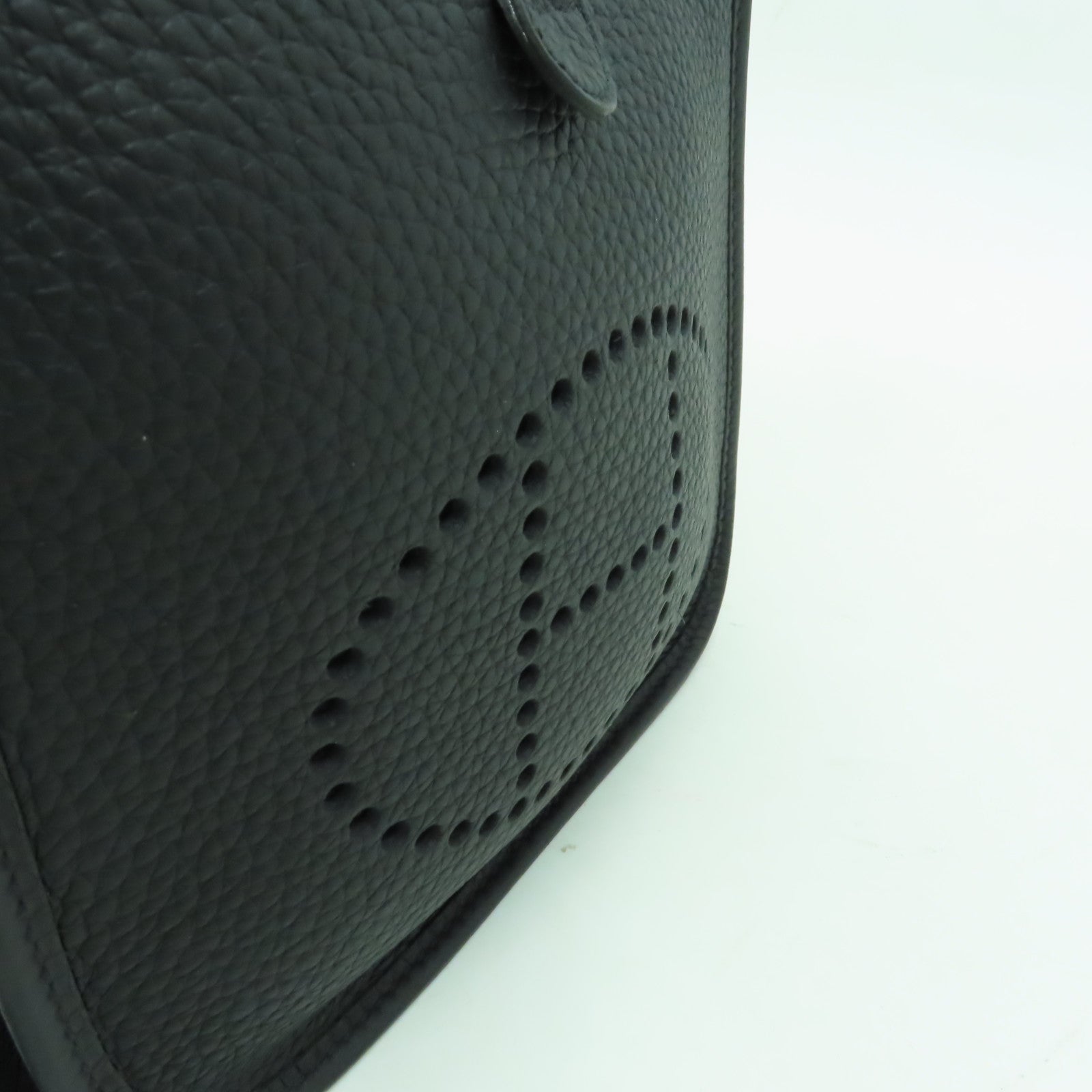 HERMES Clemence皮革Evelyne TPM金扣肩背袋黑色