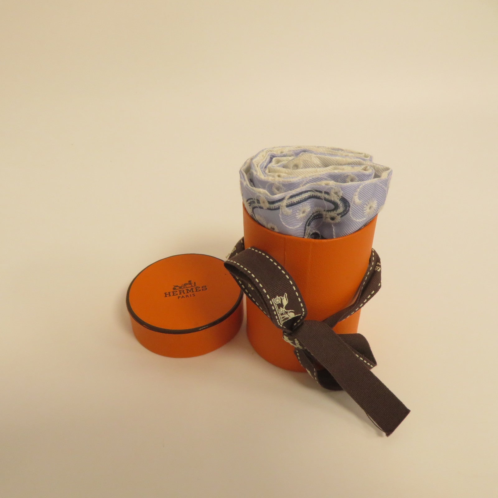 HERMES 絲質Twilly Silk Blue White絲巾藍色/白色