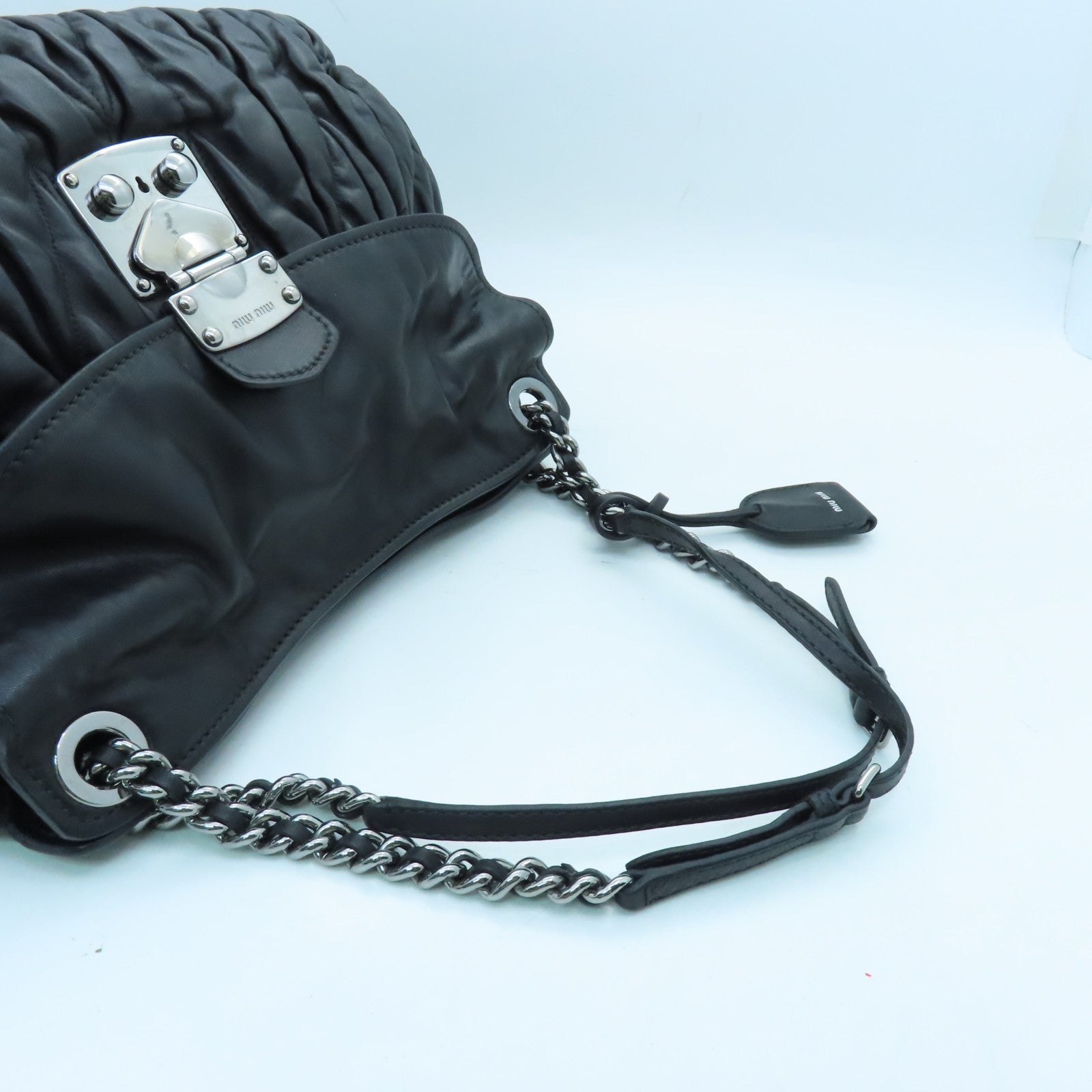 Miu Miu Leather Chain Shoulder Bag Silver Buckle Chain Shoulder Bag Black
