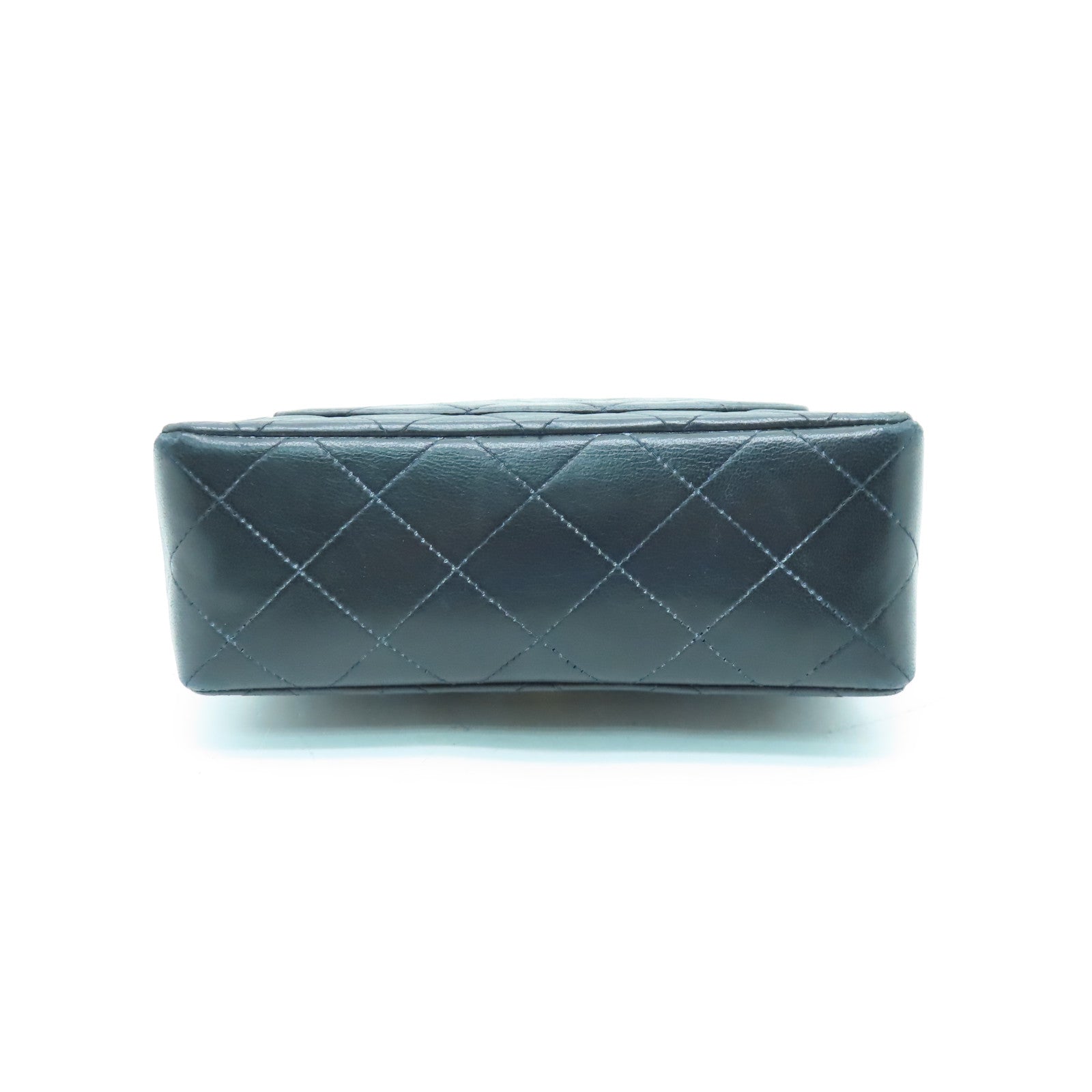 CHANEL 【激減優惠】菱格羊皮皮革Vintage Mini 17cm金扣鏈帶肩背袋黑色