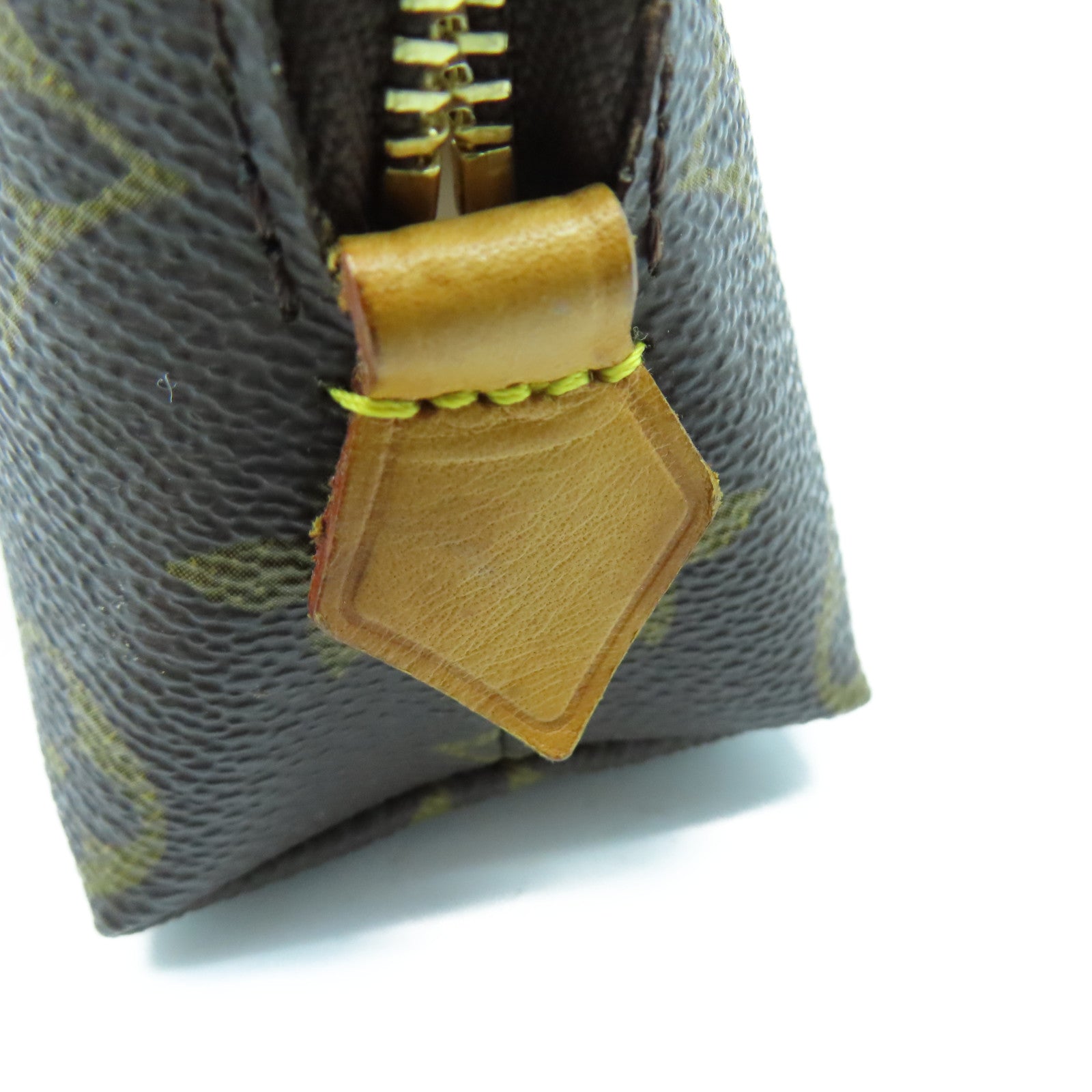 LOUIS VUITTON Monogram Cosmetic Pouch金扣手拿包棕色