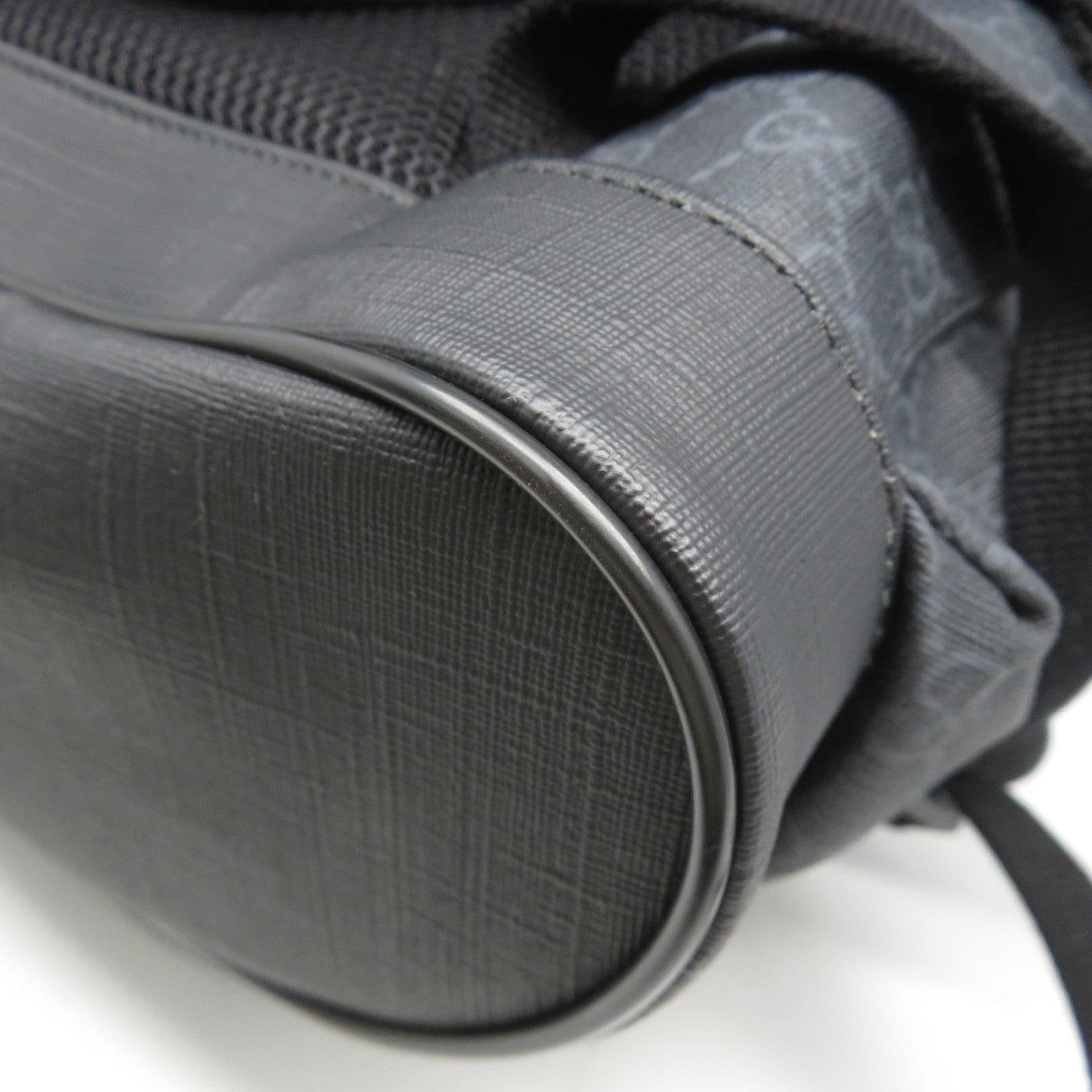 GUCCI 塗層帆布/皮革GG Supreme Backpack銀扣背包黑色/灰色