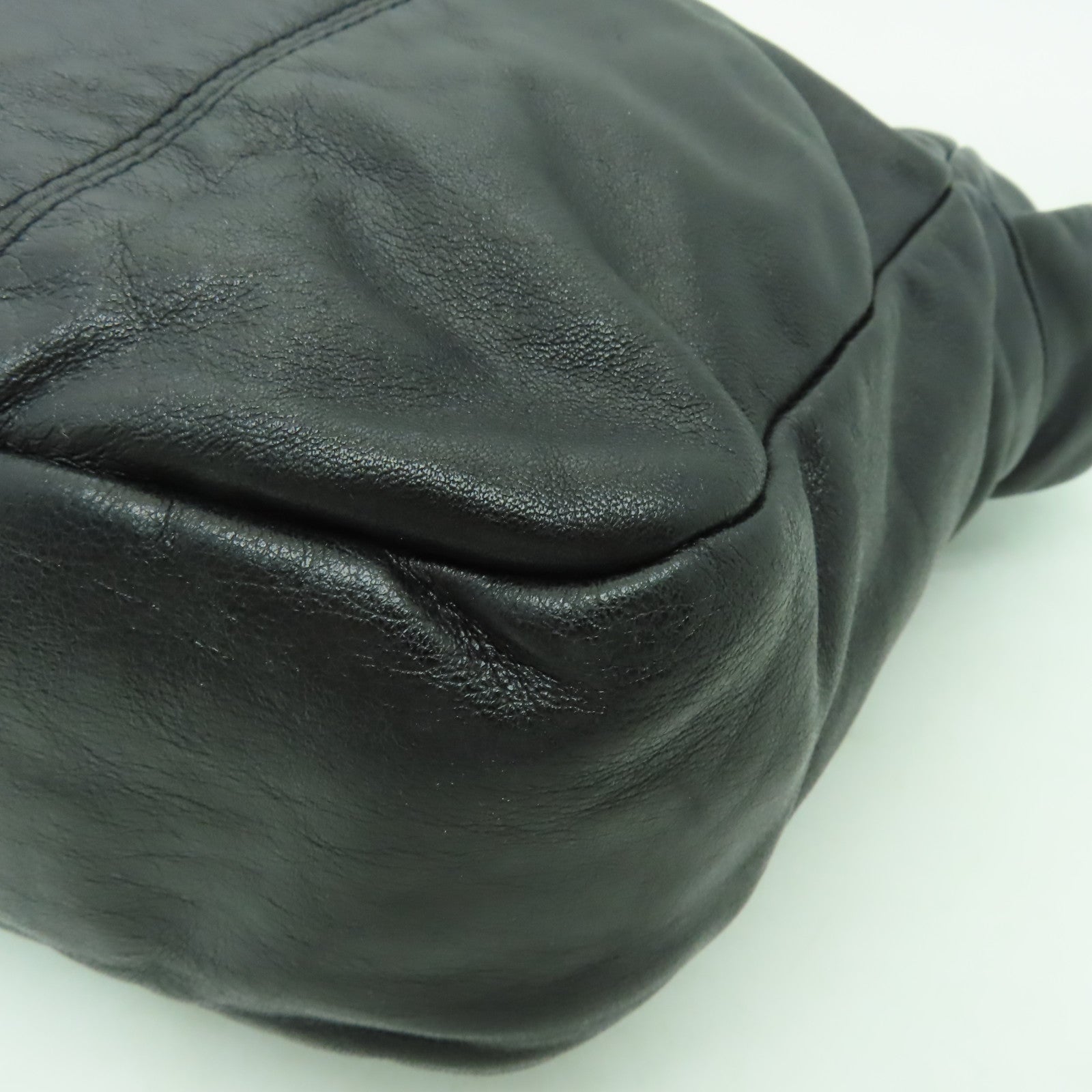 CHANEL 牛皮皮革Shoulder Bag銀扣鏈帶肩背袋黒色