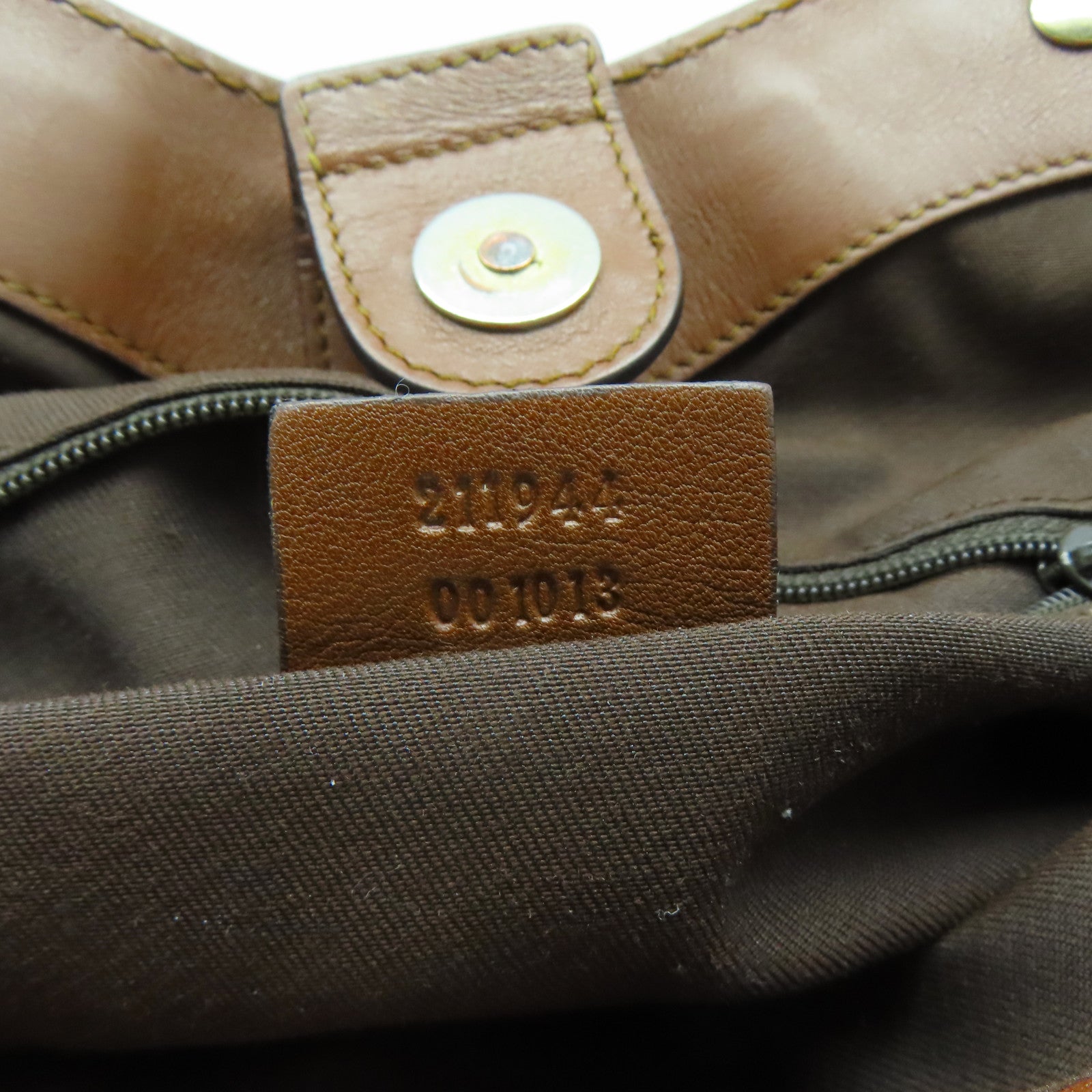 GUCCI 帆布Hand Bag金扣手挽袋啡色