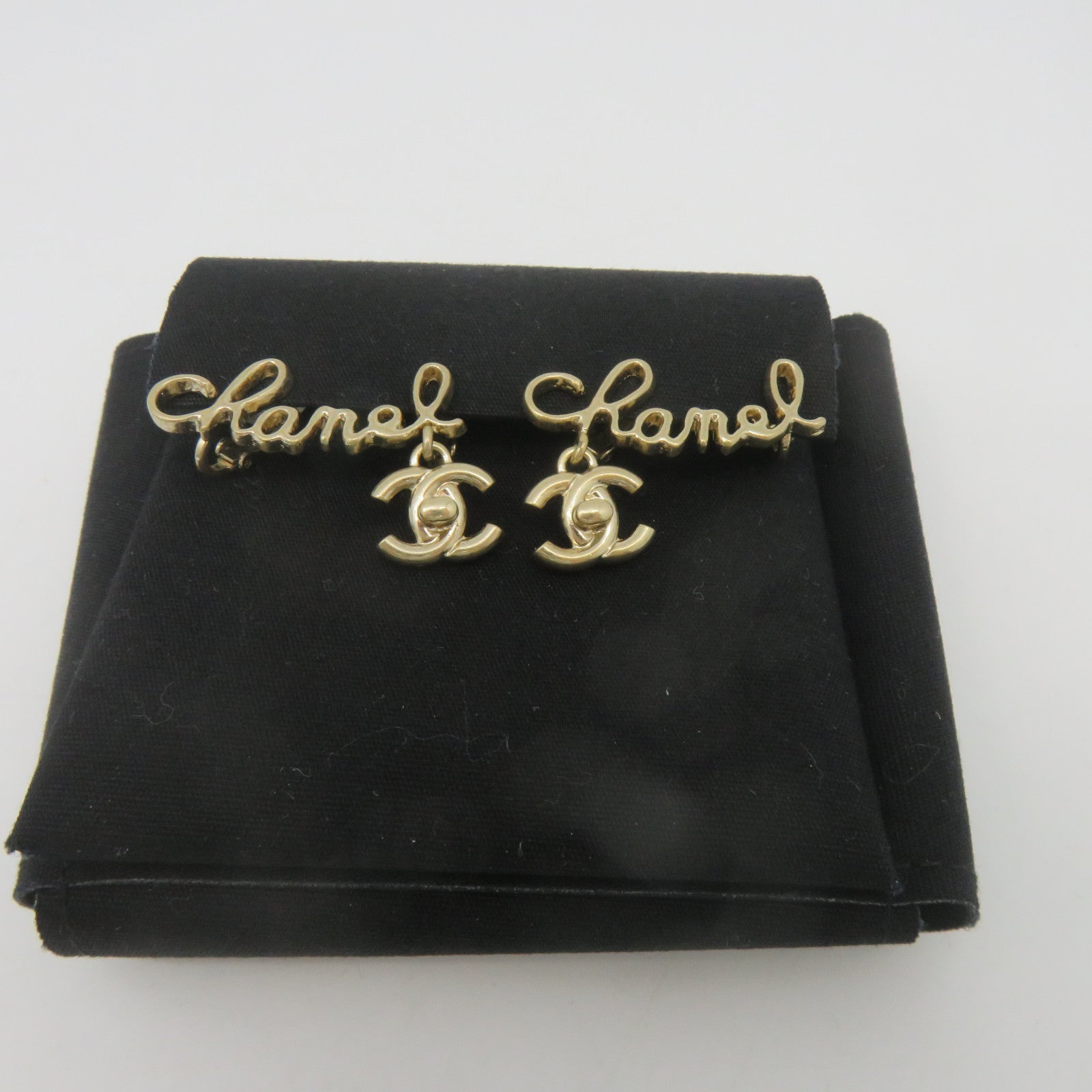 CHANEL 【激減優惠】 金屬Earrings耳環銀色
