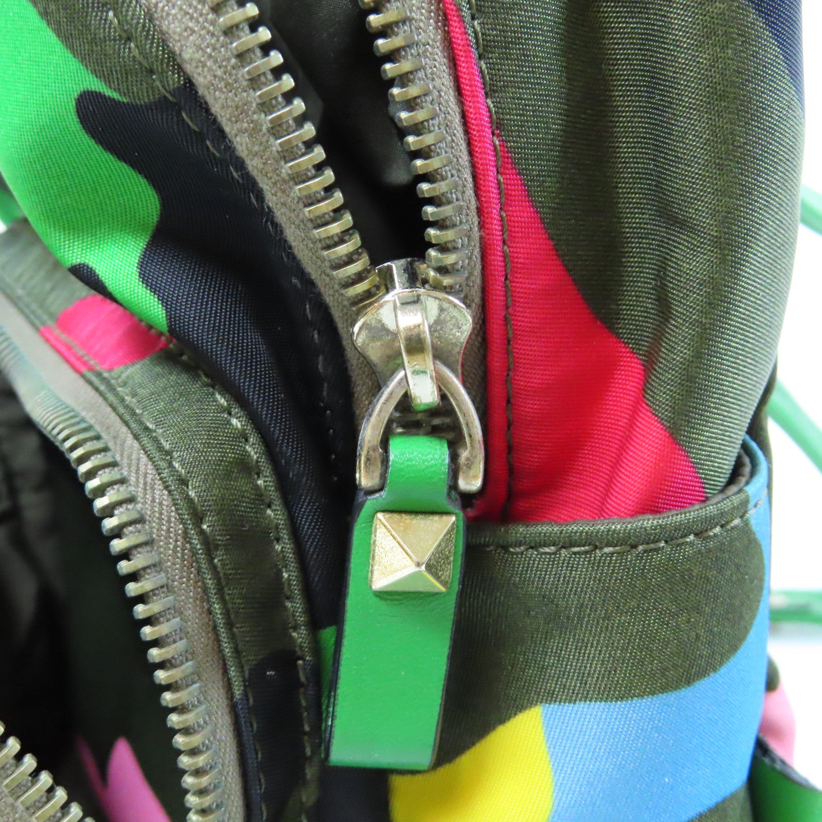 Valentino 帆布Rucksack金扣背包綠色