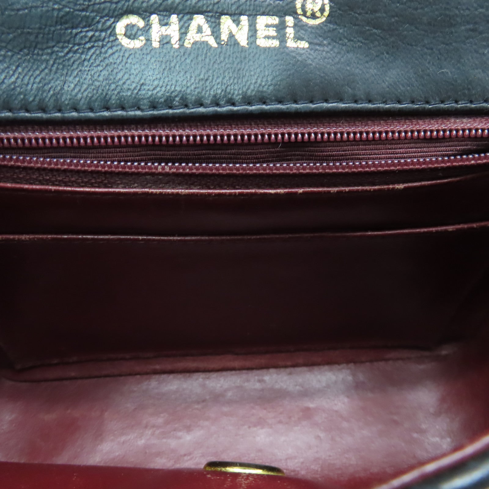 CHANEL 【激減優惠】菱格羊皮皮革Vintage Mini 17cm金扣鏈帶肩背袋黑色