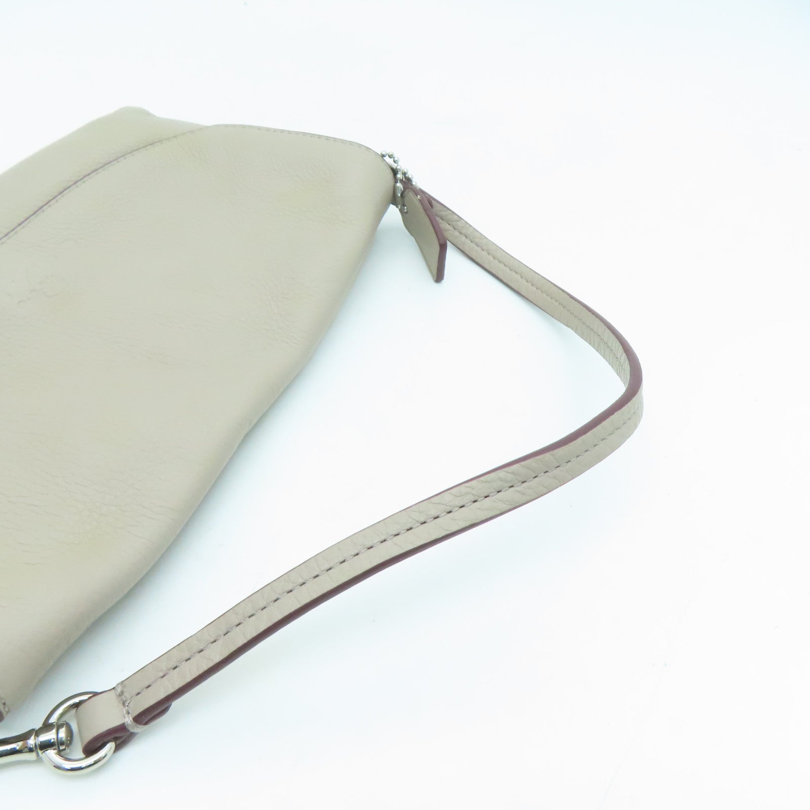 COACH 皮革Handbag銀扣手挽袋灰色