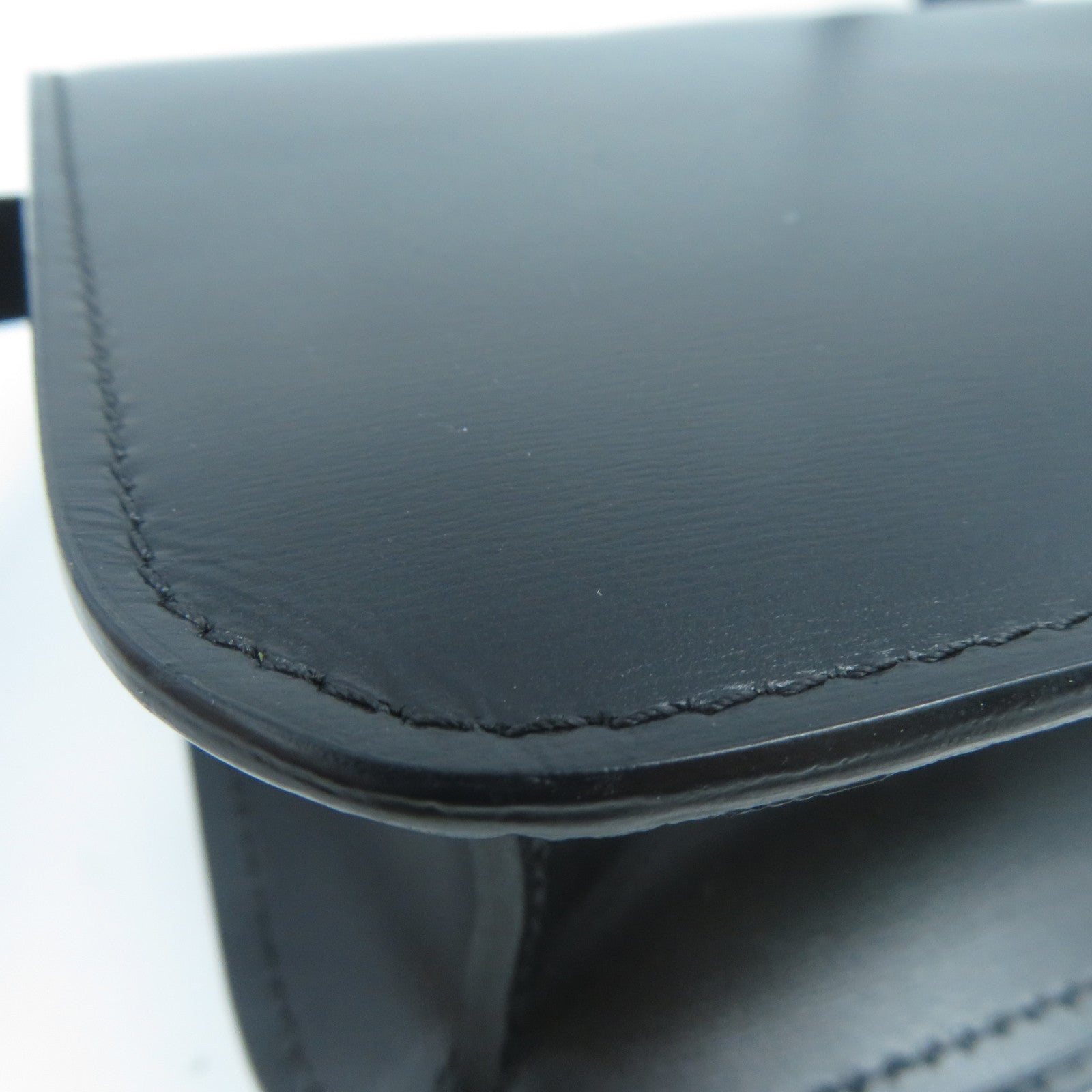 CELINE 牛皮皮革Shoulder Bag金扣肩背袋黑色