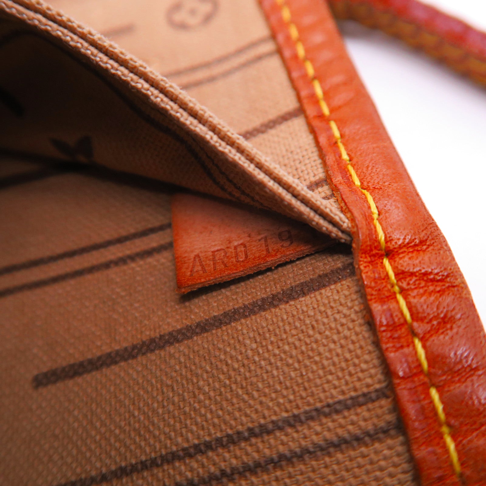 LOUIS VUITTON Monogram Neverfull MM金扣手挽袋棕色