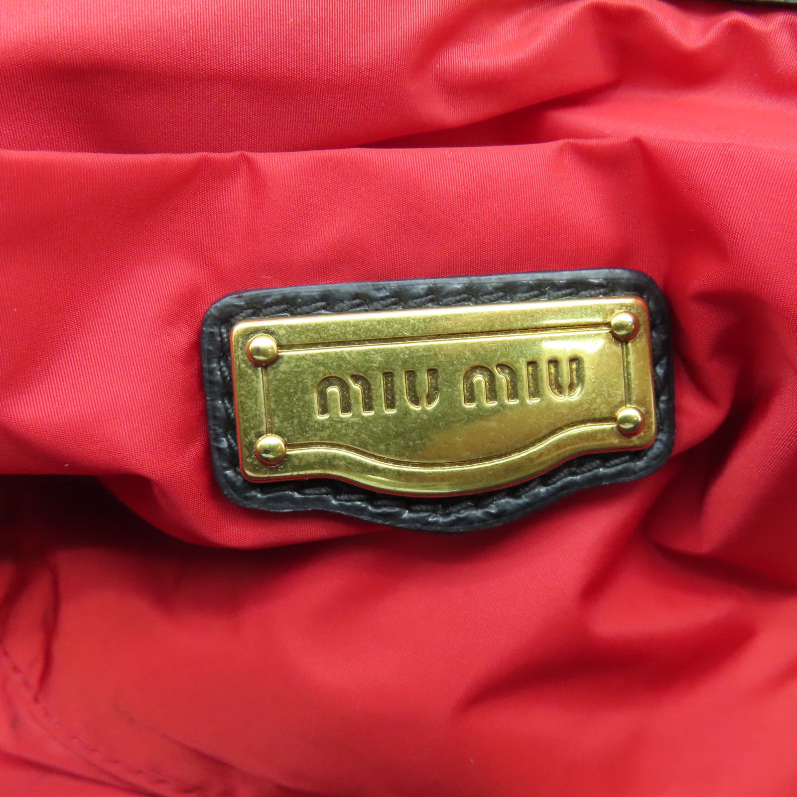 Miu Miu 漆皮皮革2 Way Shoulder金扣手挽肩背兩用袋黑色