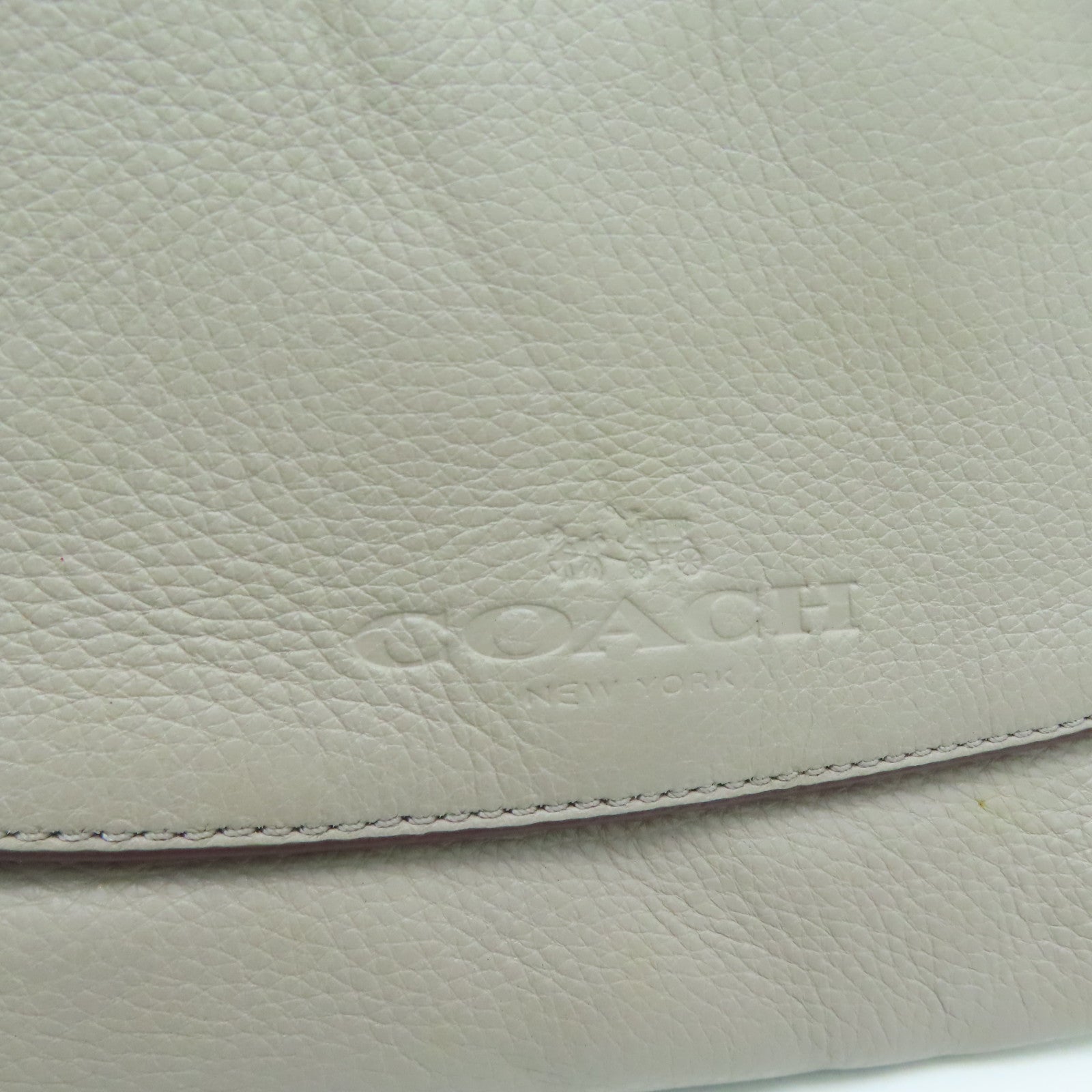 COACH 皮革Handbag銀扣手挽袋灰色