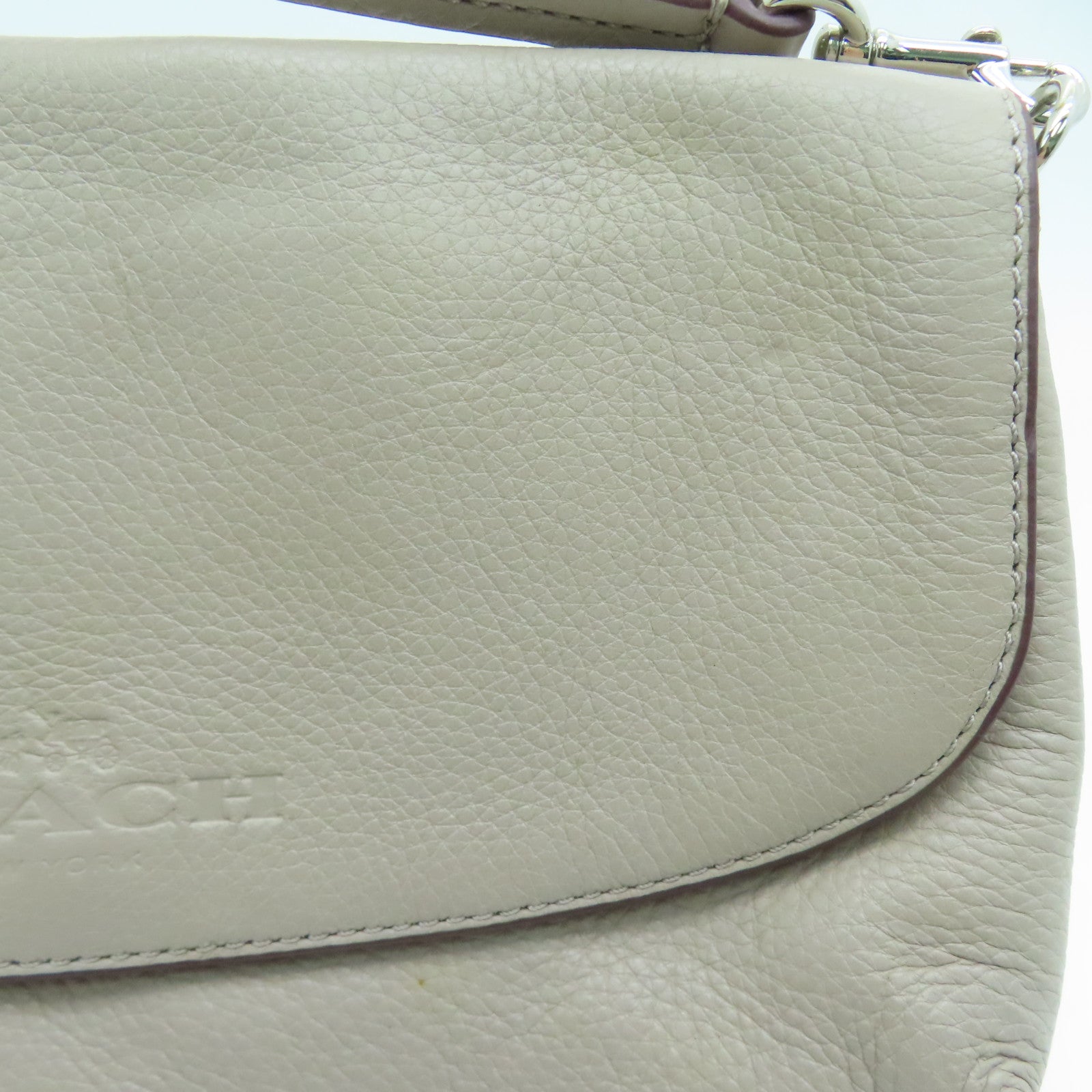 COACH 皮革Handbag銀扣手挽袋灰色
