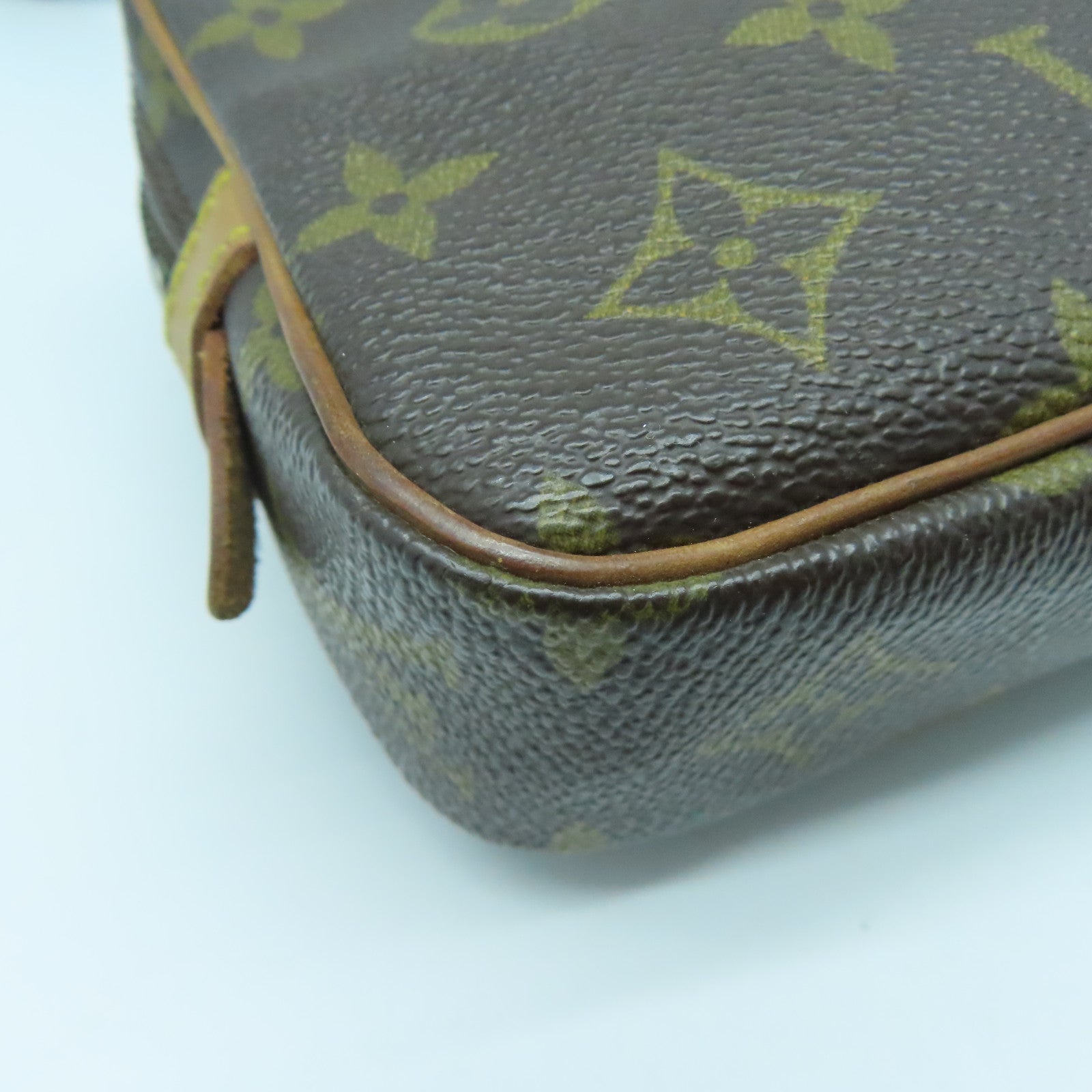 LOUIS VUITTON Monogram Pochette Marly Bandouliere金扣肩背袋啡色