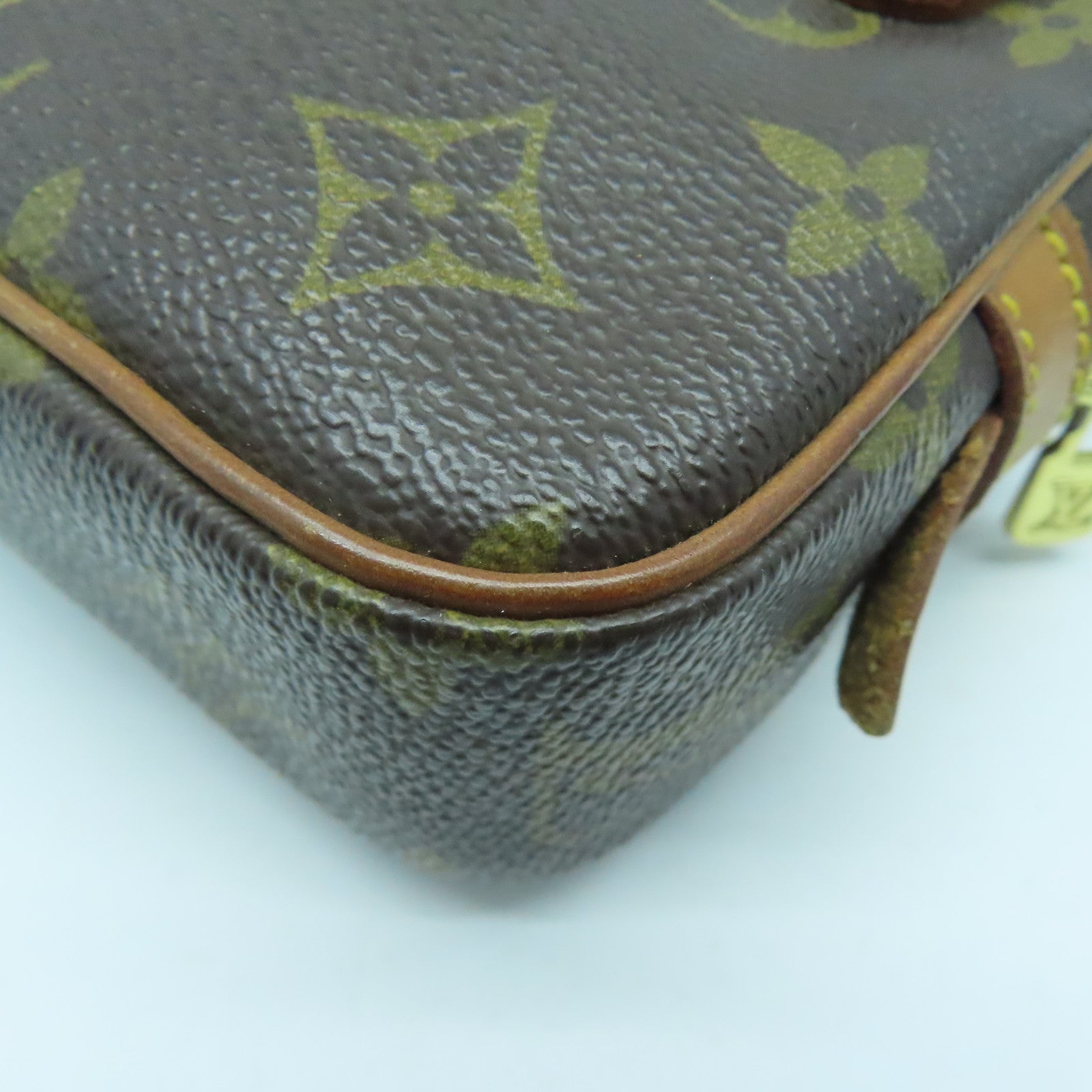 LOUIS VUITTON Monogram Pochette Marly Bandouliere金扣肩背袋啡色