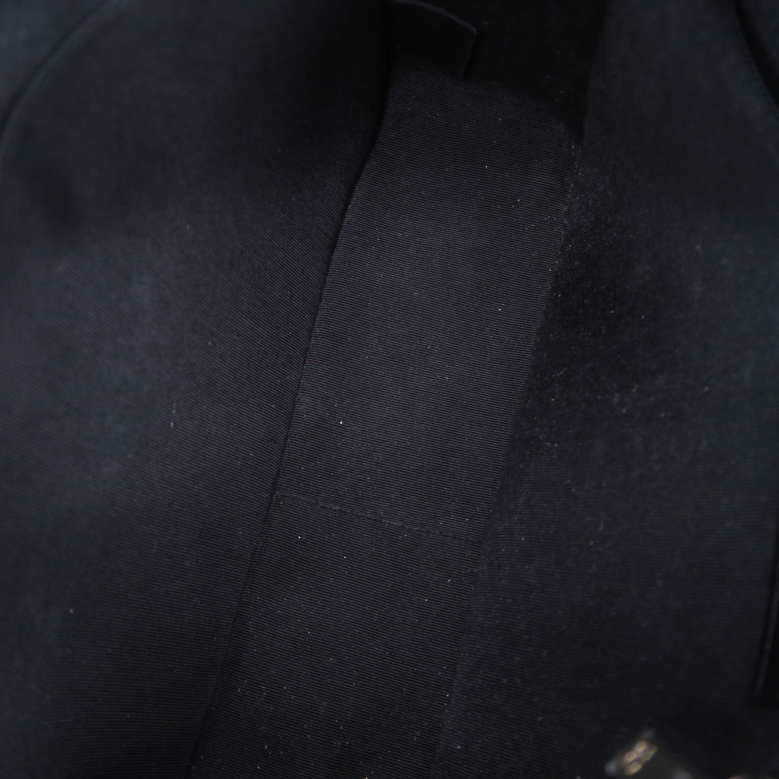 CHANEL 菱格牛皮皮革Chain Shoulder Bag金扣鏈帶肩背袋黑色