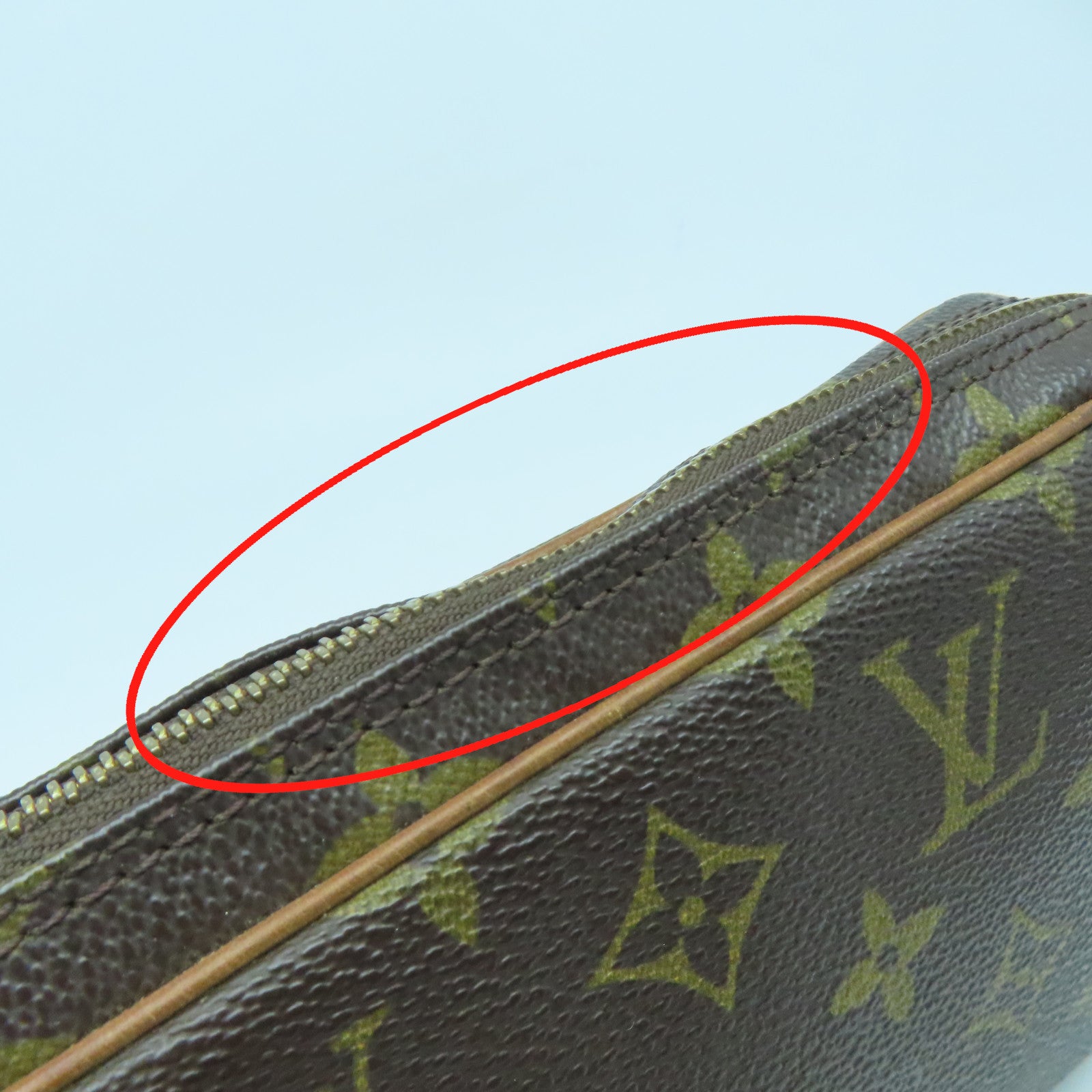 LOUIS VUITTON Monogram Pochette Marly Bandouliere金扣肩背袋啡色