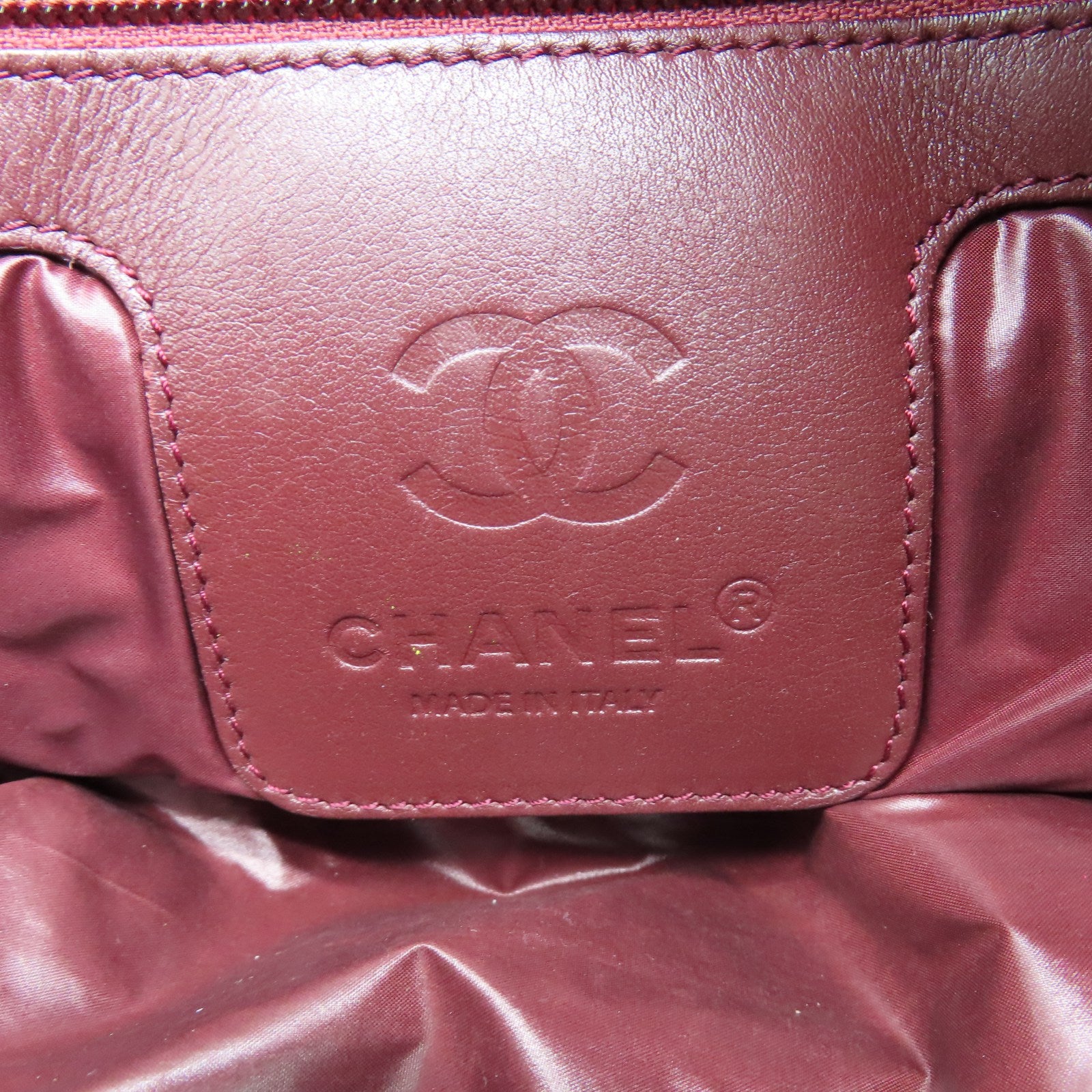CHANEL 菱格尼龙Cocoon银扣肩背袋黑色