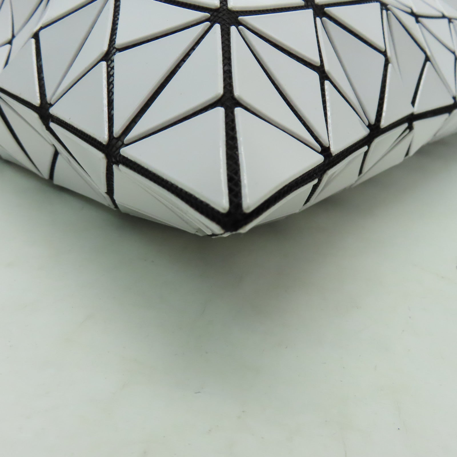 ISSEY MIYAKE PVC Tote Bag銀扣手挽袋白色