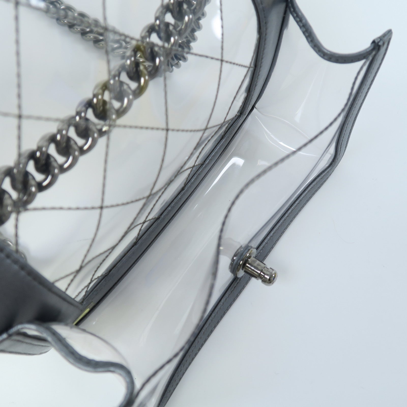 CHANEL PVC Boy Chanel銀扣鏈帶肩背袋灰色/透明