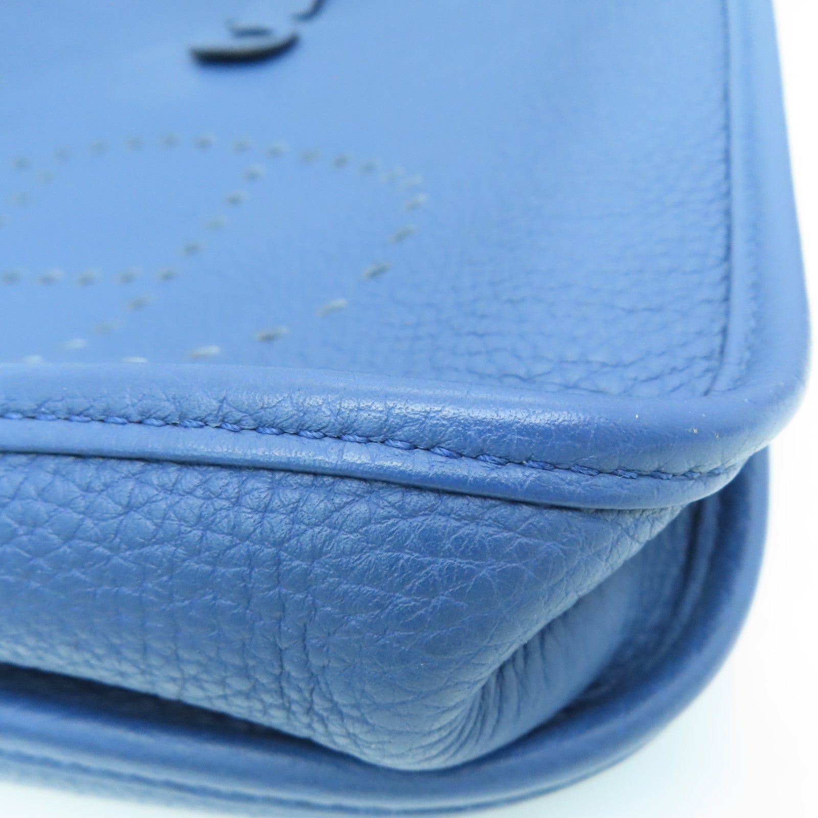 HERMES Clemence皮革Evelyne PM银扣肩背袋Blue Agate/蓝色